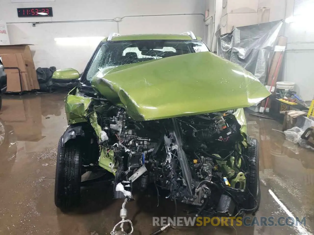 5 Photograph of a damaged car KMHRC8A3XLU027012 HYUNDAI VENUE 2020