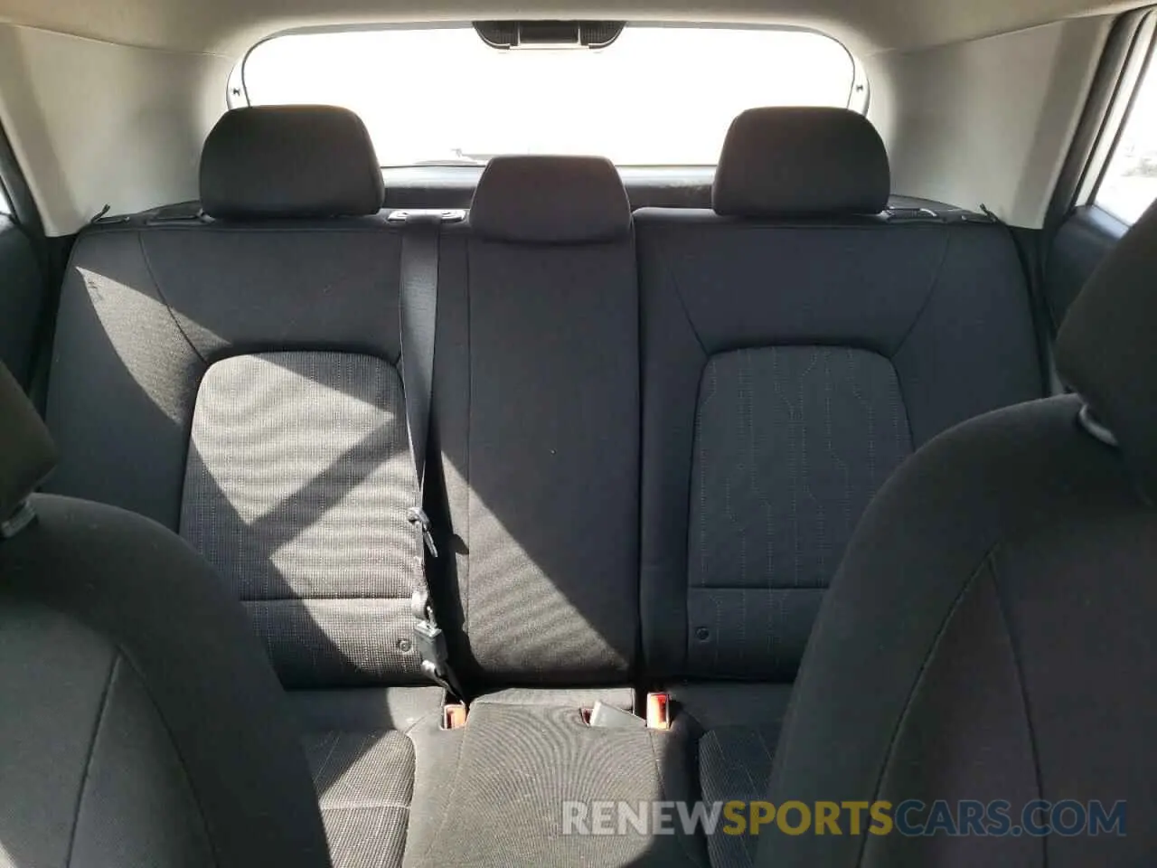 10 Photograph of a damaged car KMHRB8A30MU067197 HYUNDAI VENUE 2021