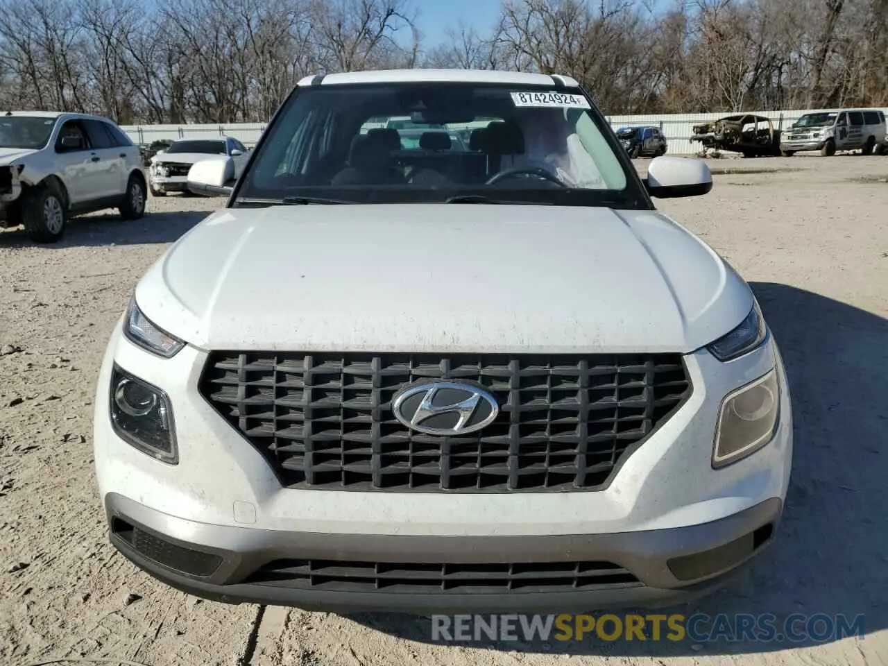 5 Photograph of a damaged car KMHRB8A30MU068317 HYUNDAI VENUE 2021