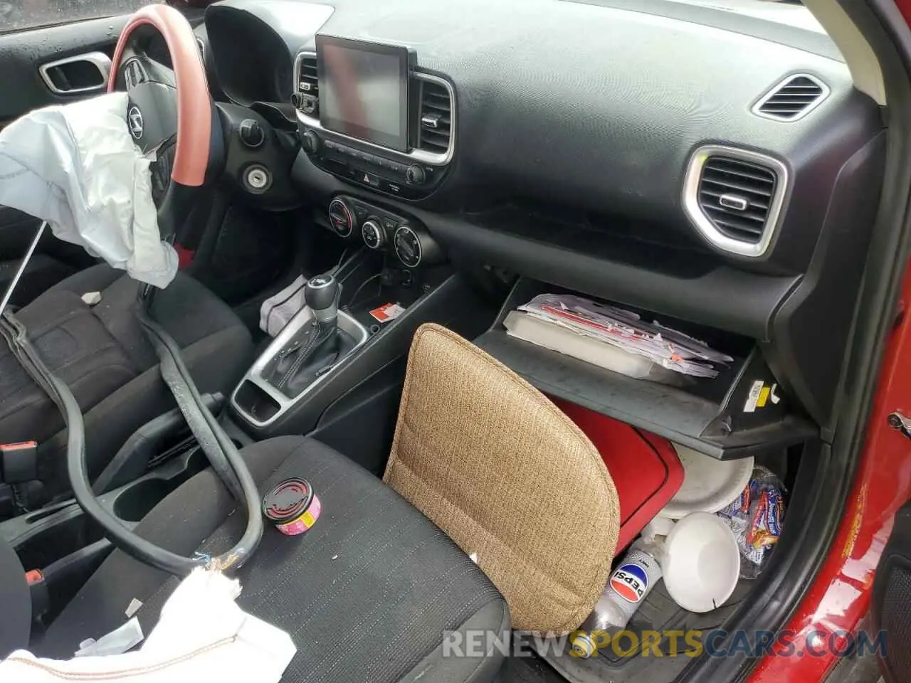 8 Photograph of a damaged car KMHRB8A31MU096269 HYUNDAI VENUE 2021
