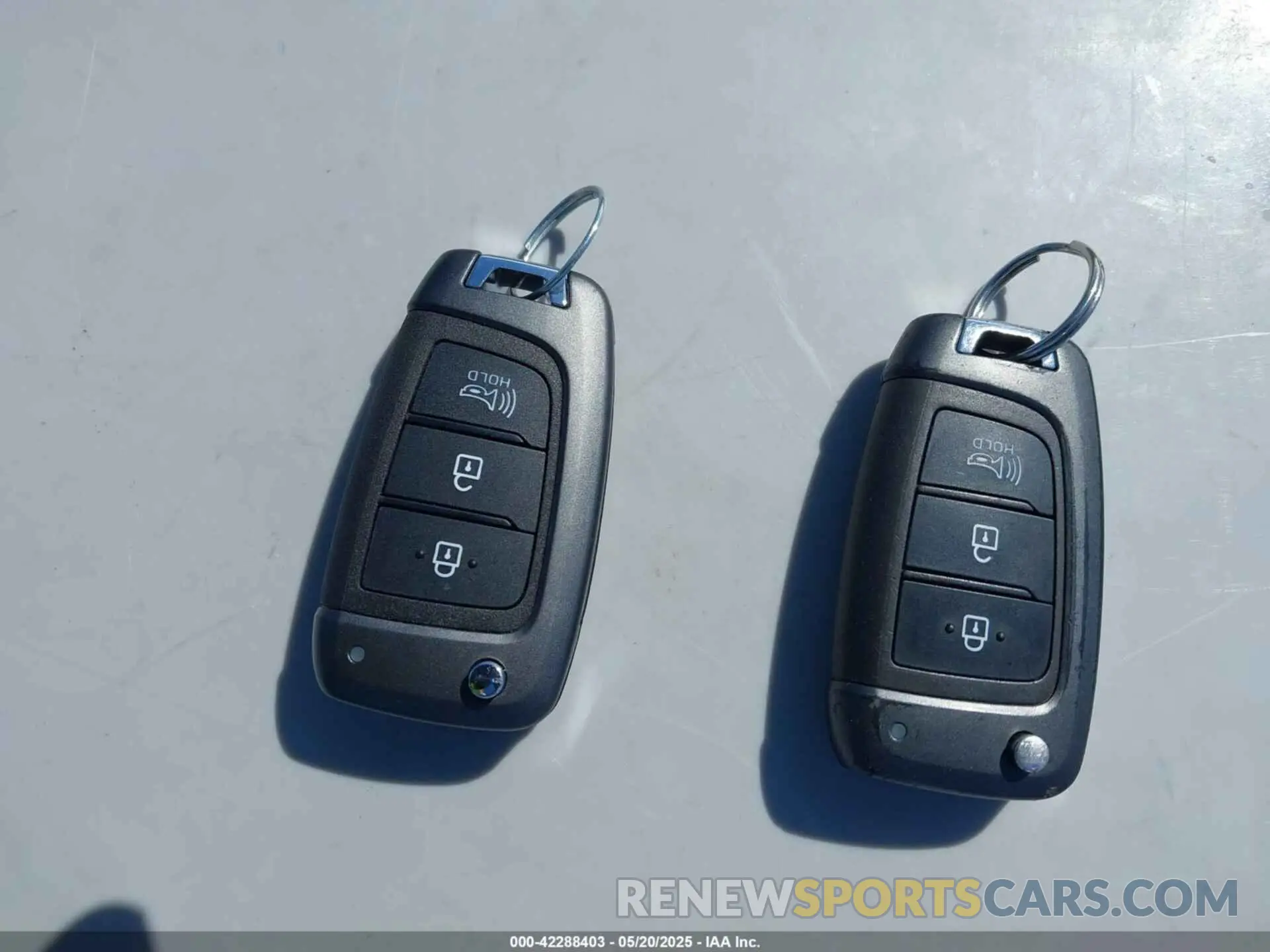 11 Photograph of a damaged car KMHRB8A31MU103284 HYUNDAI VENUE 2021