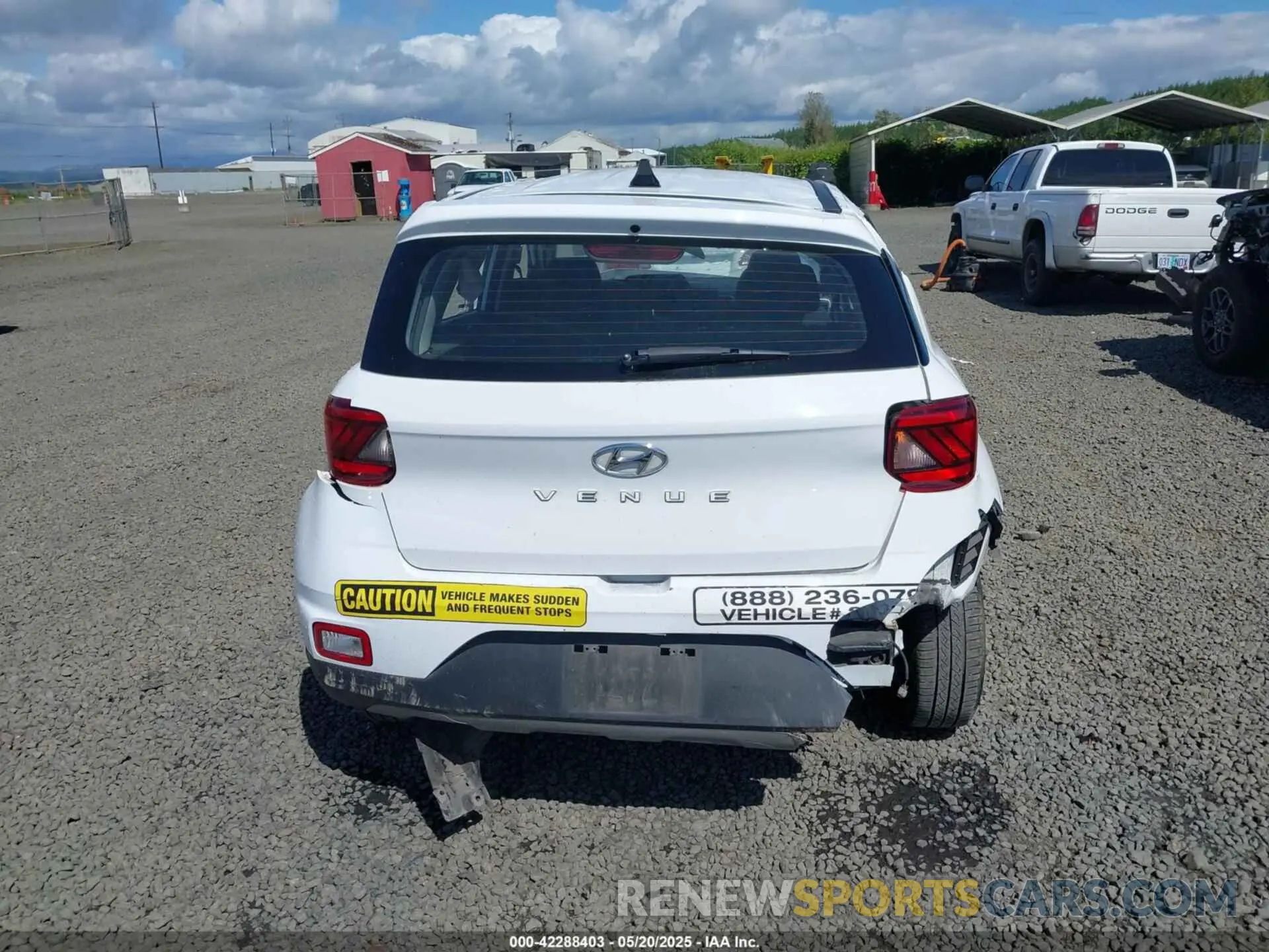17 Photograph of a damaged car KMHRB8A31MU103284 HYUNDAI VENUE 2021