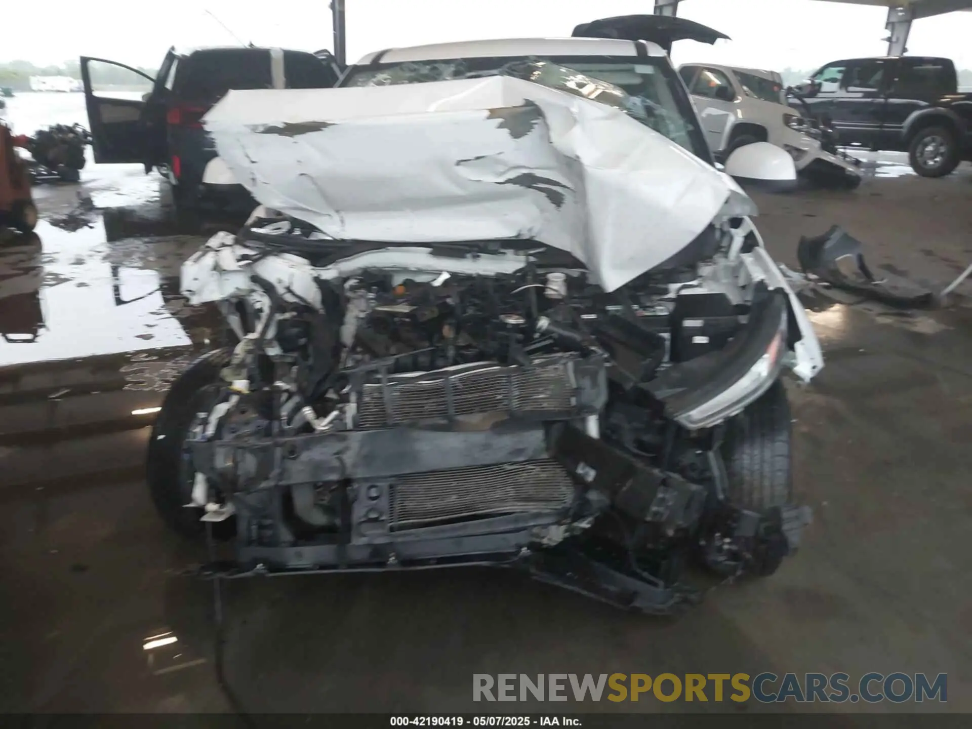 11 Photograph of a damaged car KMHRB8A33MU066593 HYUNDAI VENUE 2021