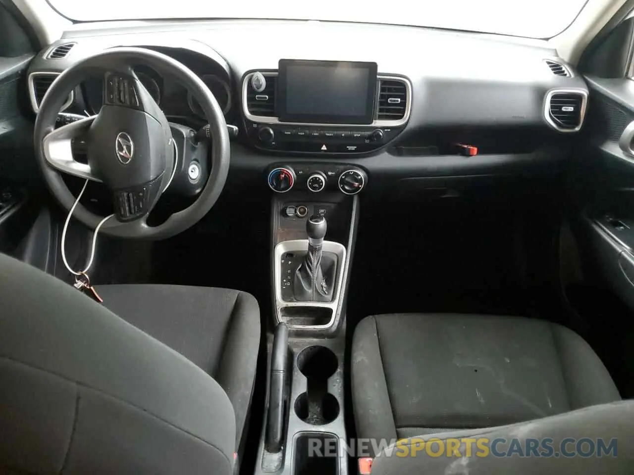 8 Photograph of a damaged car KMHRB8A33MU103366 HYUNDAI VENUE 2021