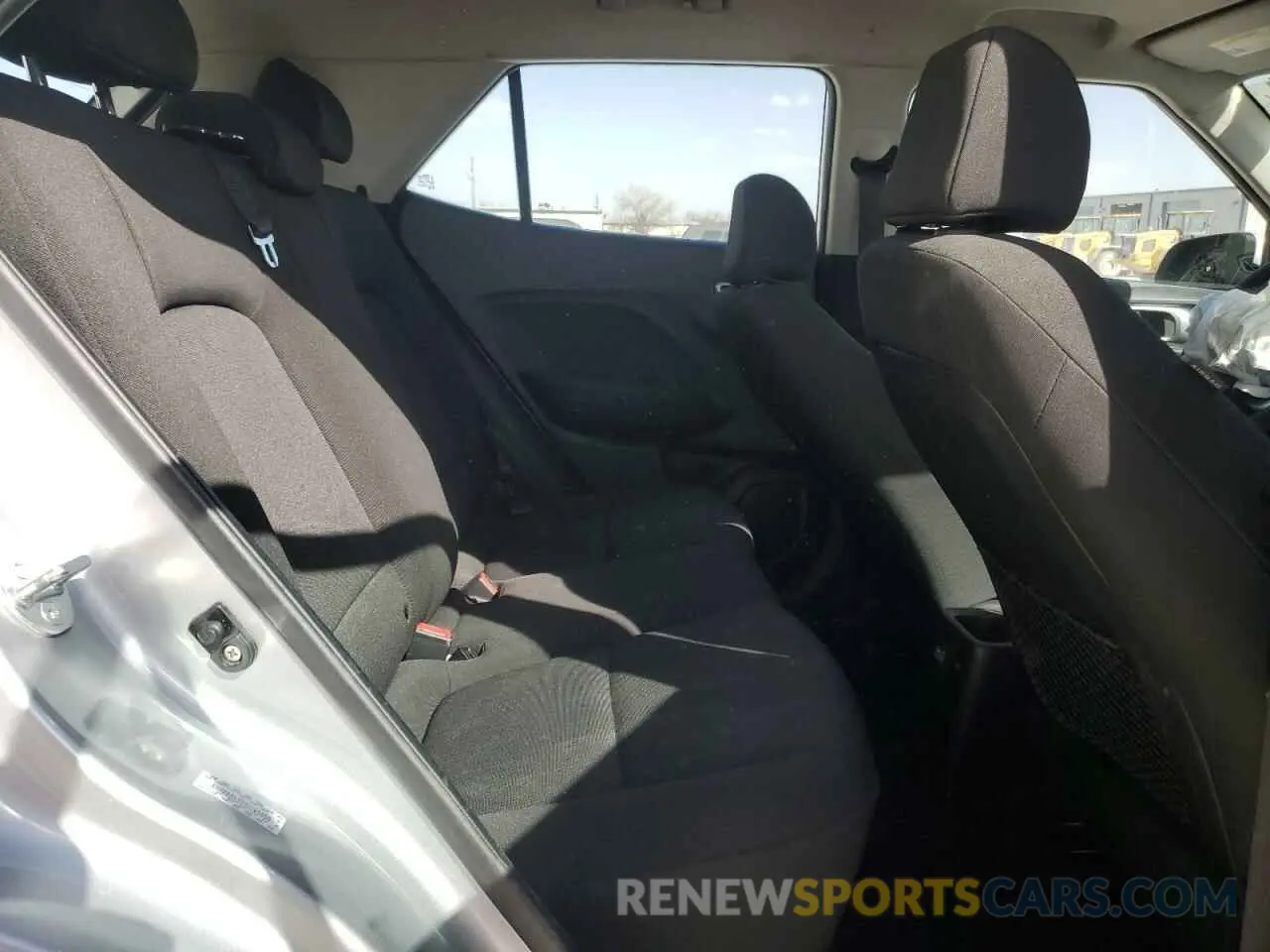 11 Photograph of a damaged car KMHRB8A33MU105859 HYUNDAI VENUE 2021