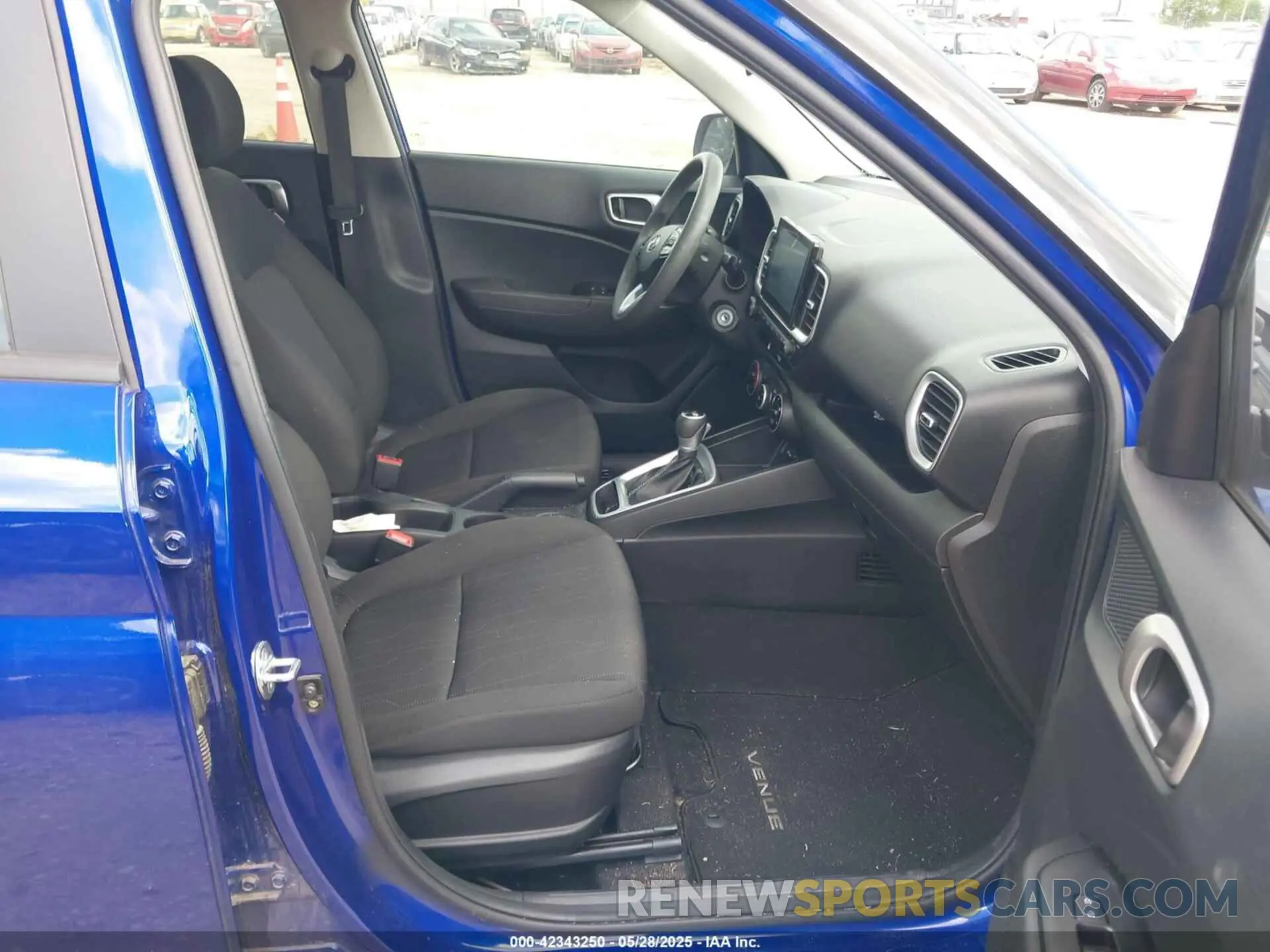 5 Photograph of a damaged car KMHRB8A35MU072489 HYUNDAI VENUE 2021