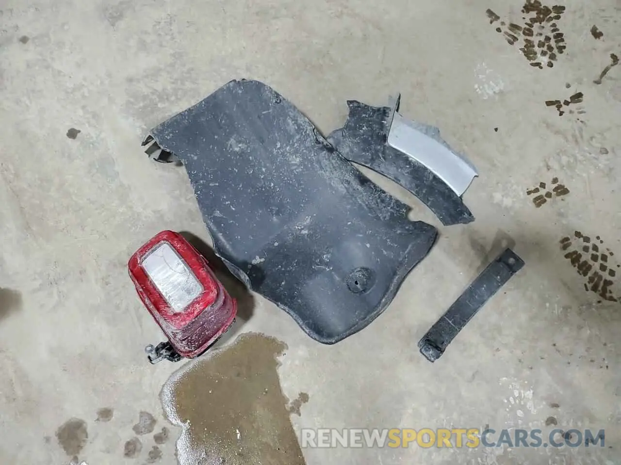 12 Photograph of a damaged car KMHRB8A35MU104843 HYUNDAI VENUE 2021