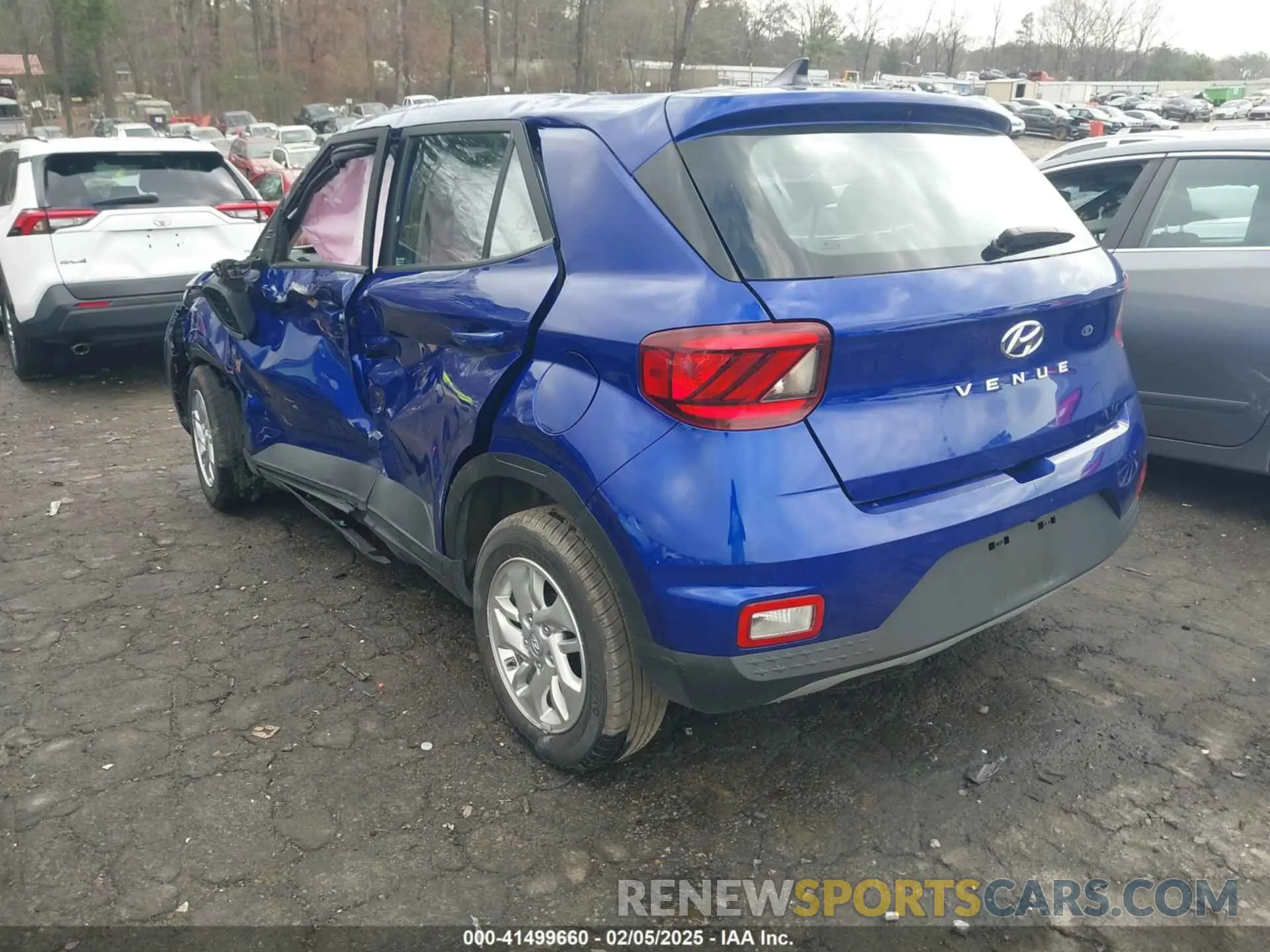3 Photograph of a damaged car KMHRB8A35MU114482 HYUNDAI VENUE 2021