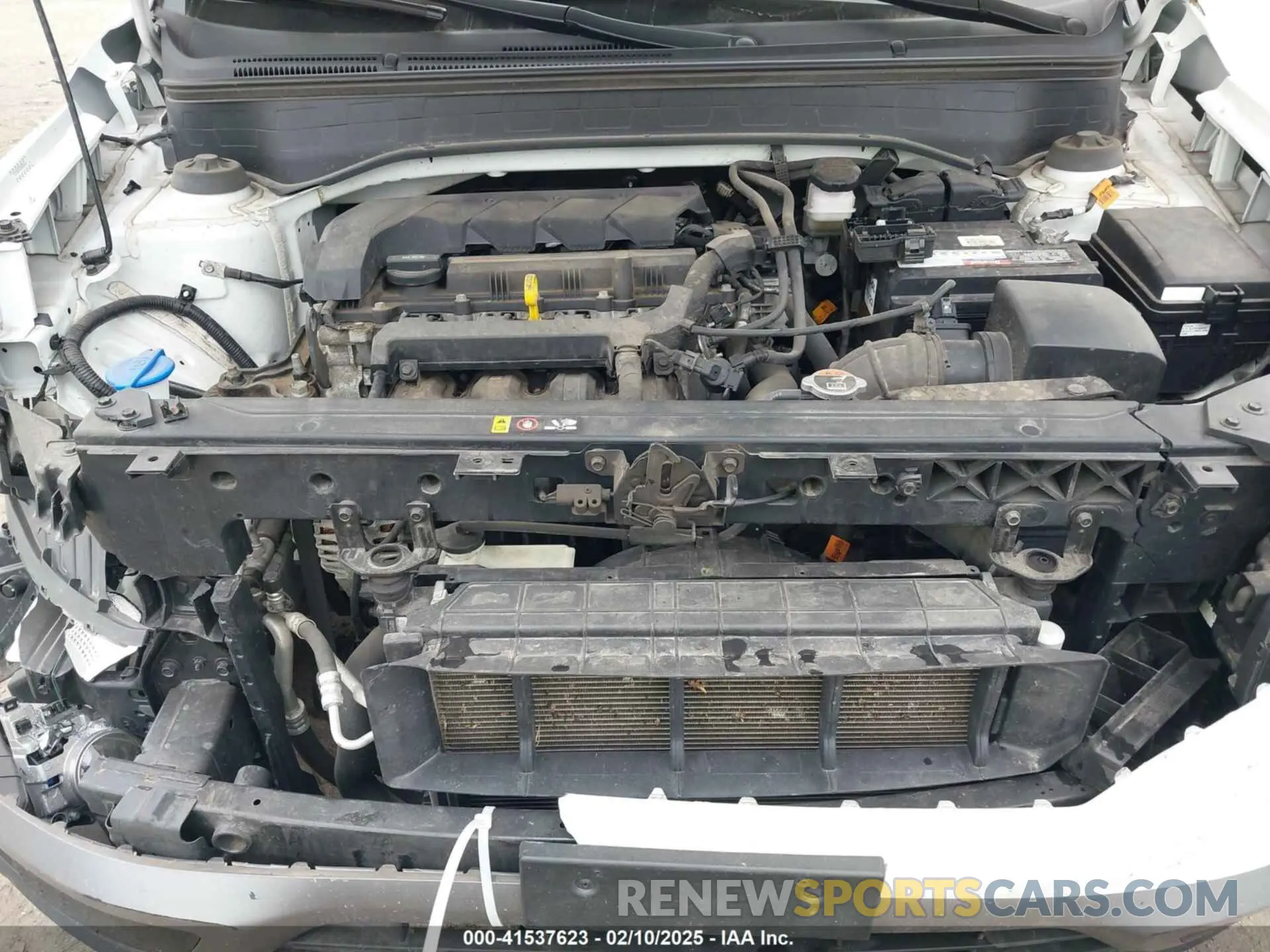 10 Photograph of a damaged car KMHRB8A36MU096171 HYUNDAI VENUE 2021