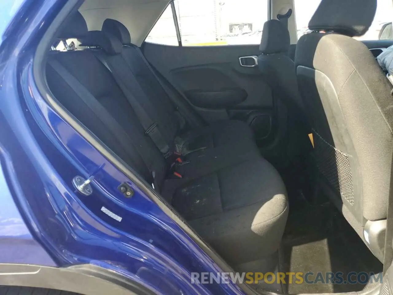 10 Photograph of a damaged car KMHRB8A37MU090623 HYUNDAI VENUE 2021