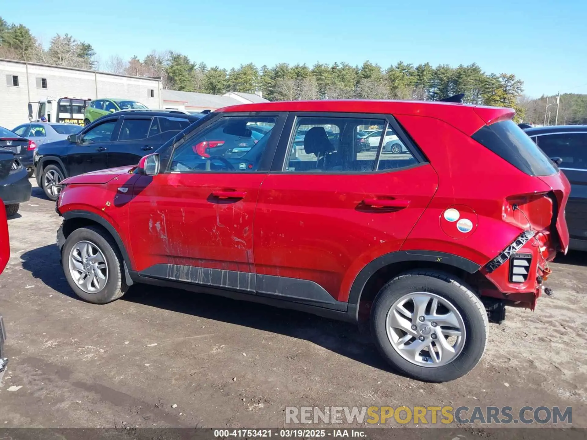 15 Photograph of a damaged car KMHRB8A37MU126746 HYUNDAI VENUE 2021