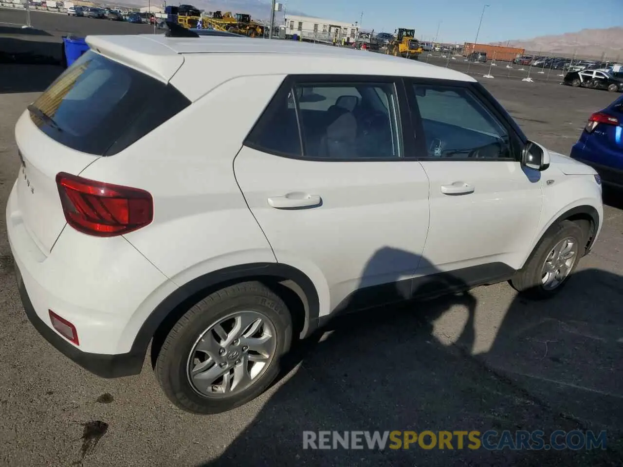 3 Photograph of a damaged car KMHRB8A39MU066601 HYUNDAI VENUE 2021