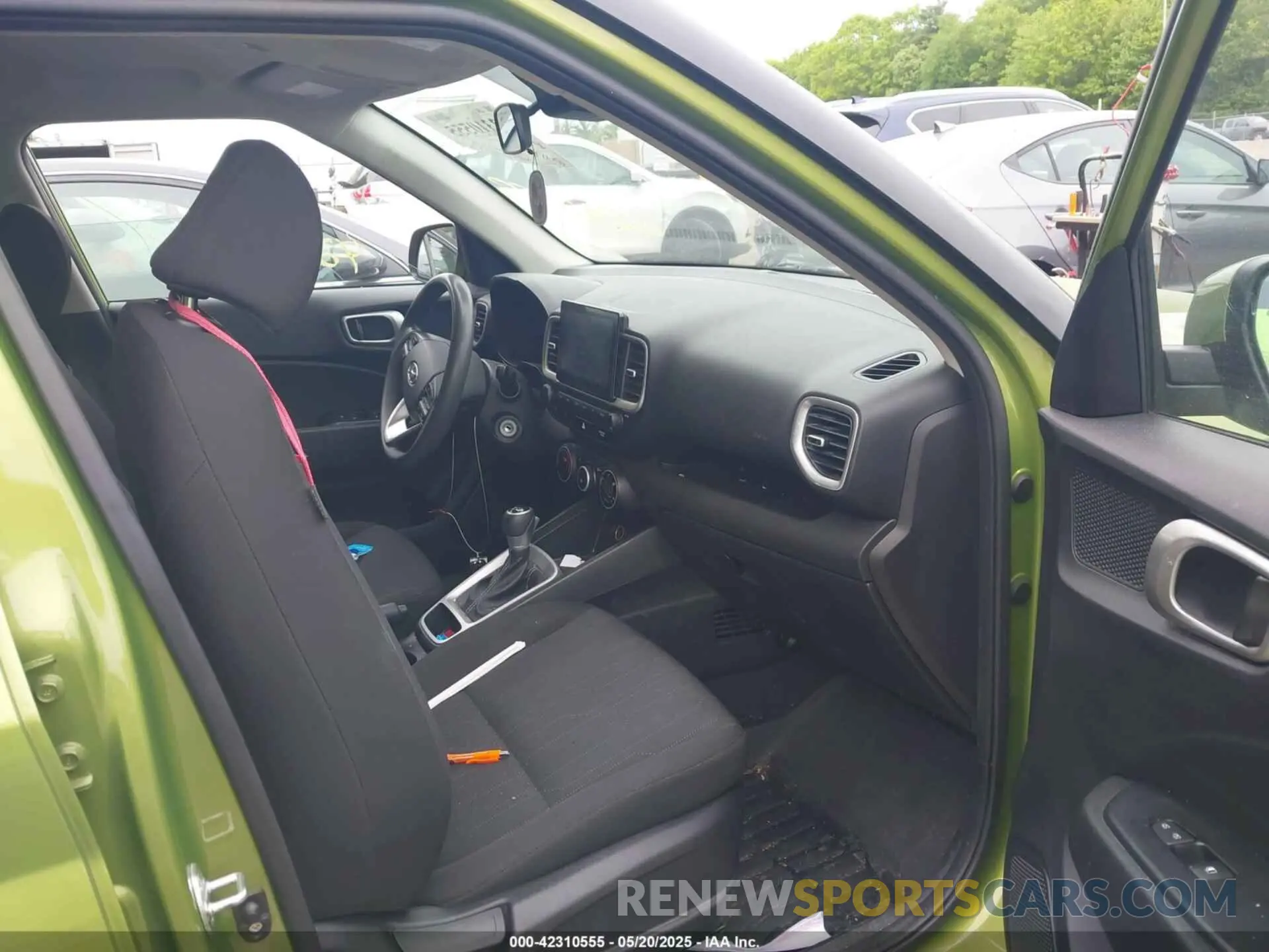 5 Photograph of a damaged car KMHRB8A39MU069515 HYUNDAI VENUE 2021