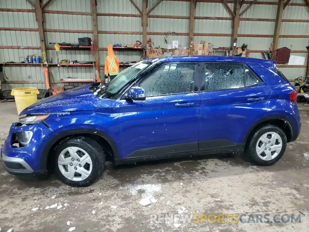 1 Photograph of a damaged car KMHRB8A39MU095936 HYUNDAI VENUE 2021