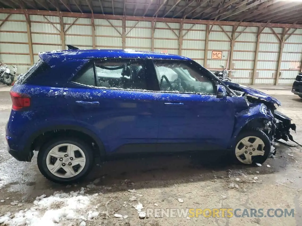3 Photograph of a damaged car KMHRB8A39MU095936 HYUNDAI VENUE 2021