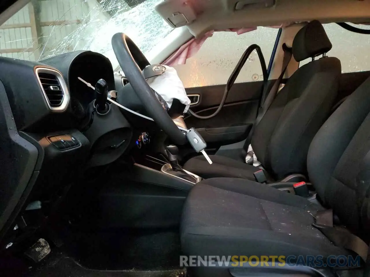 7 Photograph of a damaged car KMHRB8A39MU095936 HYUNDAI VENUE 2021