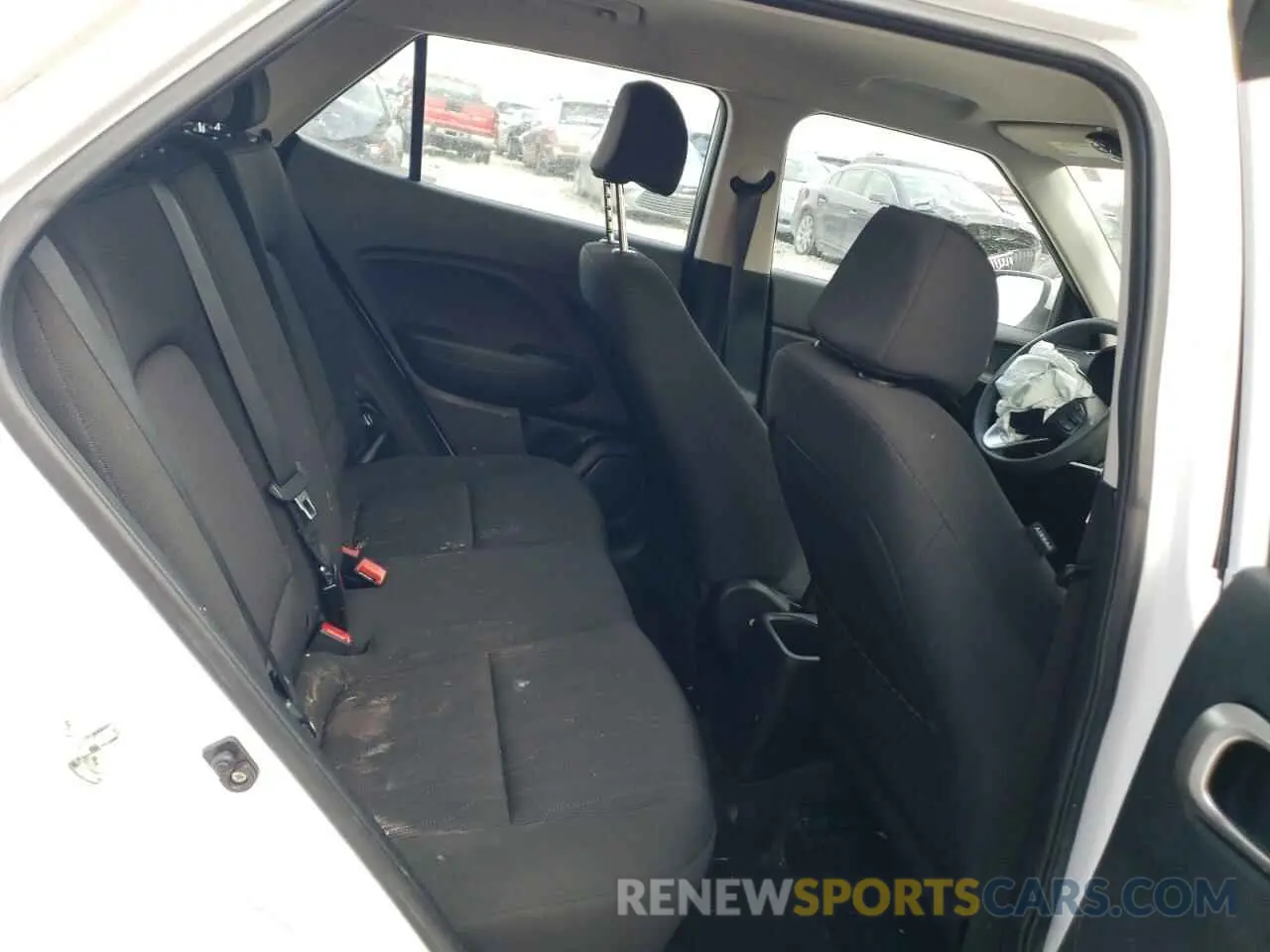 10 Photograph of a damaged car KMHRB8A39MU105994 HYUNDAI VENUE 2021