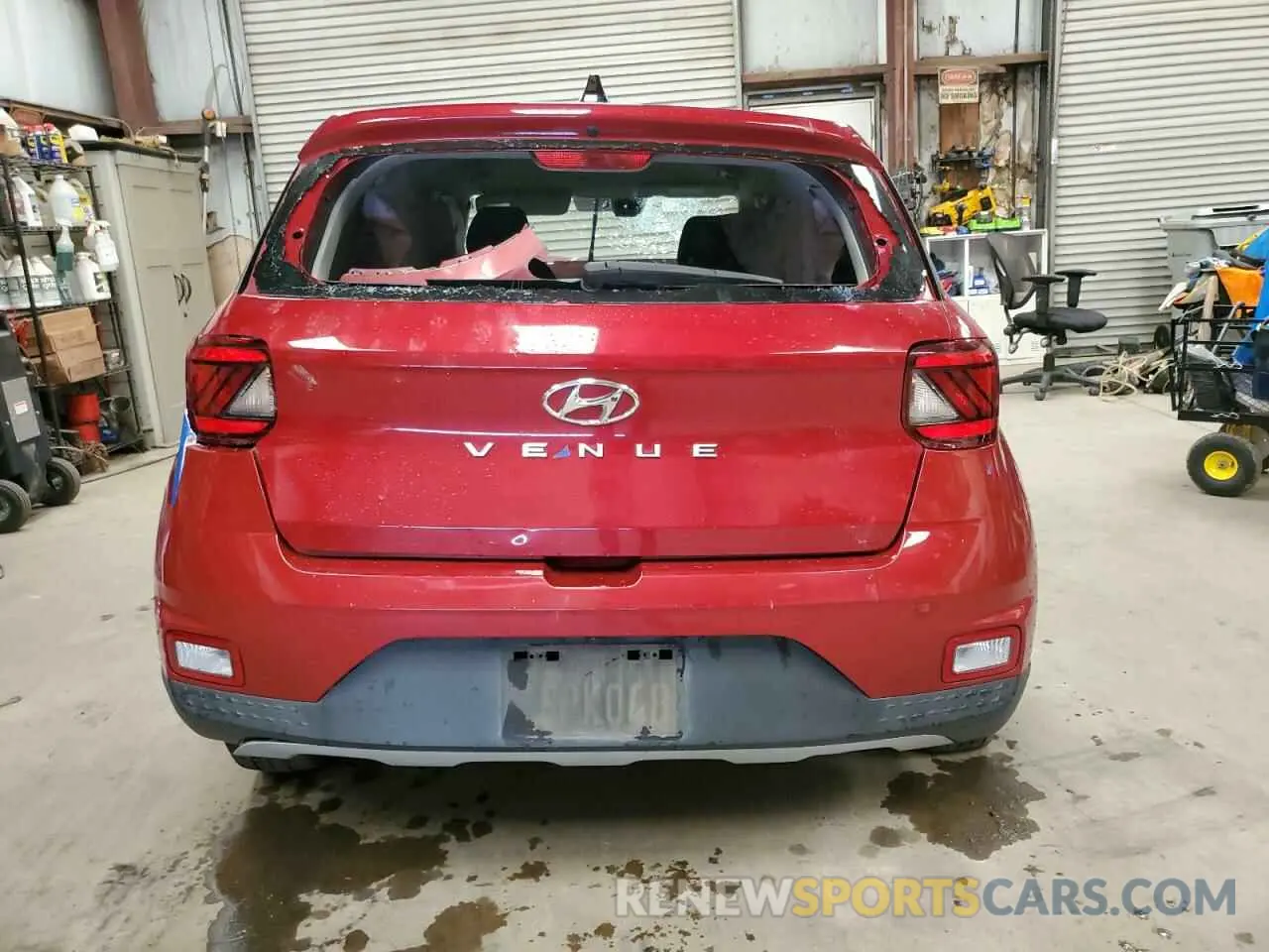 6 Photograph of a damaged car KMHRB8A39MU108670 HYUNDAI VENUE 2021