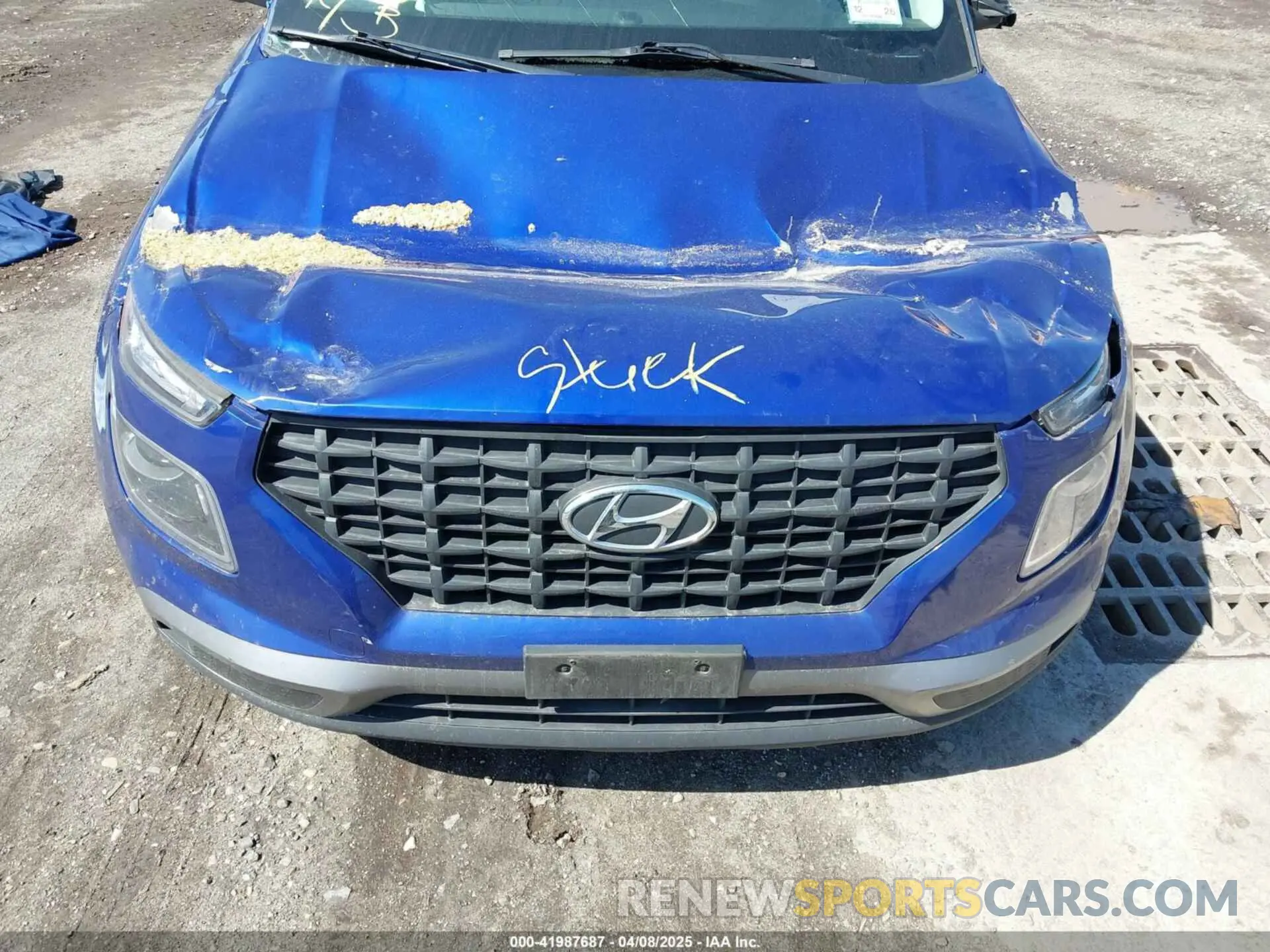 10 Photograph of a damaged car KMHRB8A3XMU102182 HYUNDAI VENUE 2021