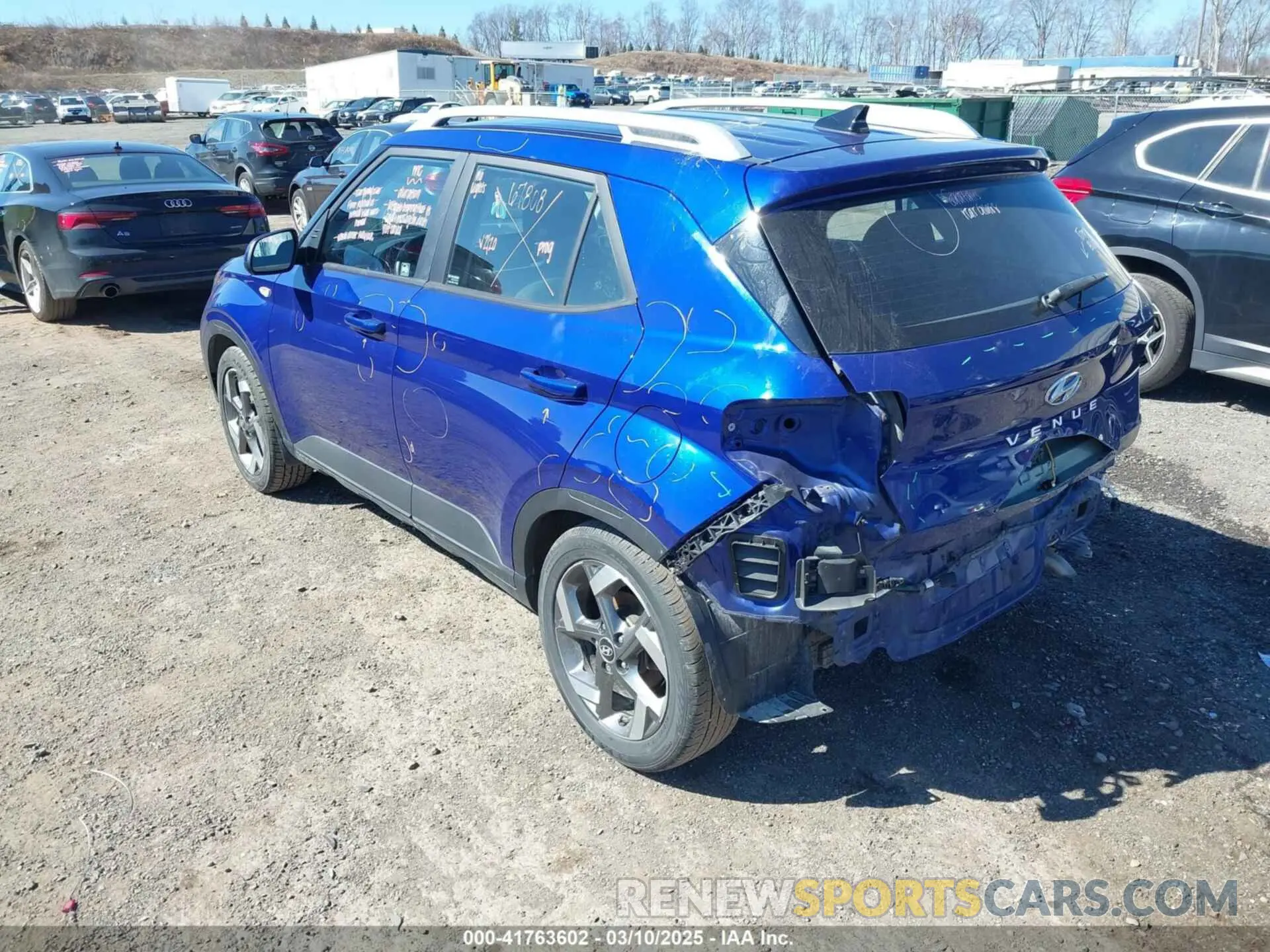 3 Photograph of a damaged car KMHRC8A31MU100379 HYUNDAI VENUE 2021