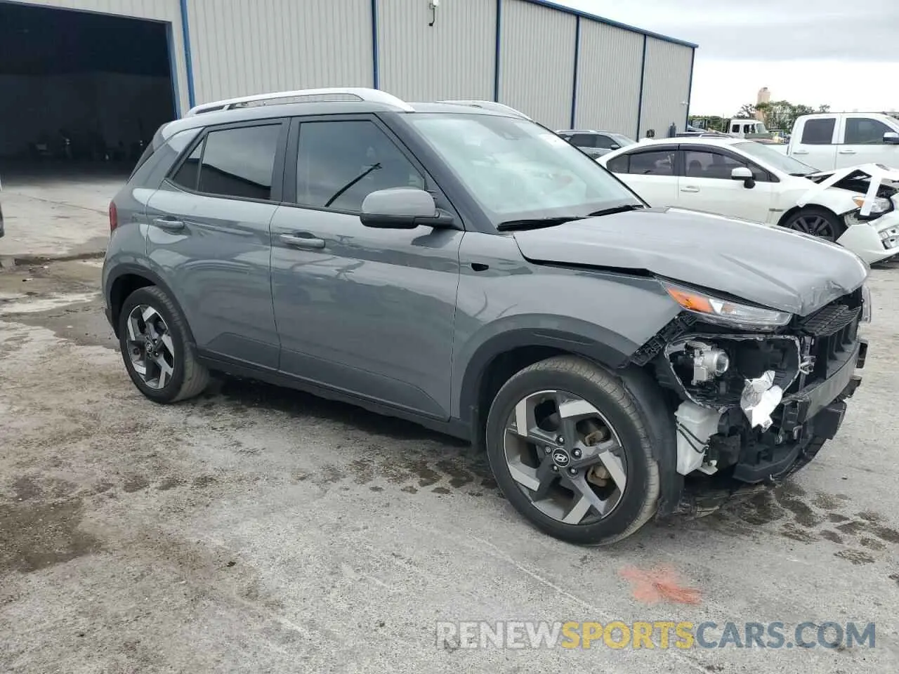 4 Photograph of a damaged car KMHRC8A32MU086198 HYUNDAI VENUE 2021