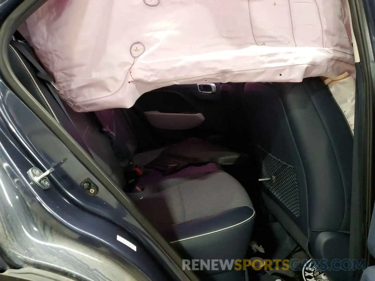 10 Photograph of a damaged car KMHRC8A33MU084878 HYUNDAI VENUE 2021