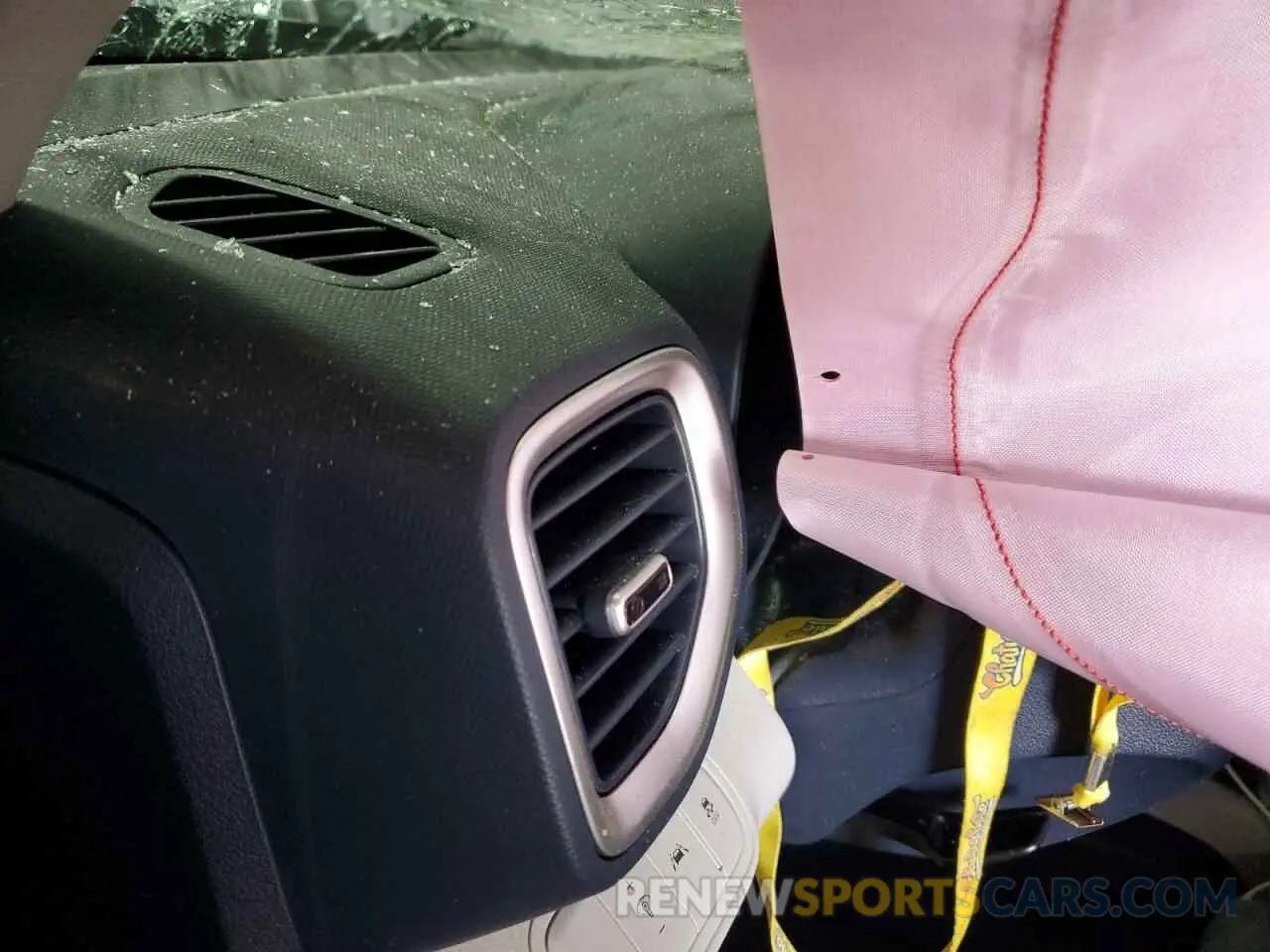 9 Photograph of a damaged car KMHRC8A33MU084878 HYUNDAI VENUE 2021