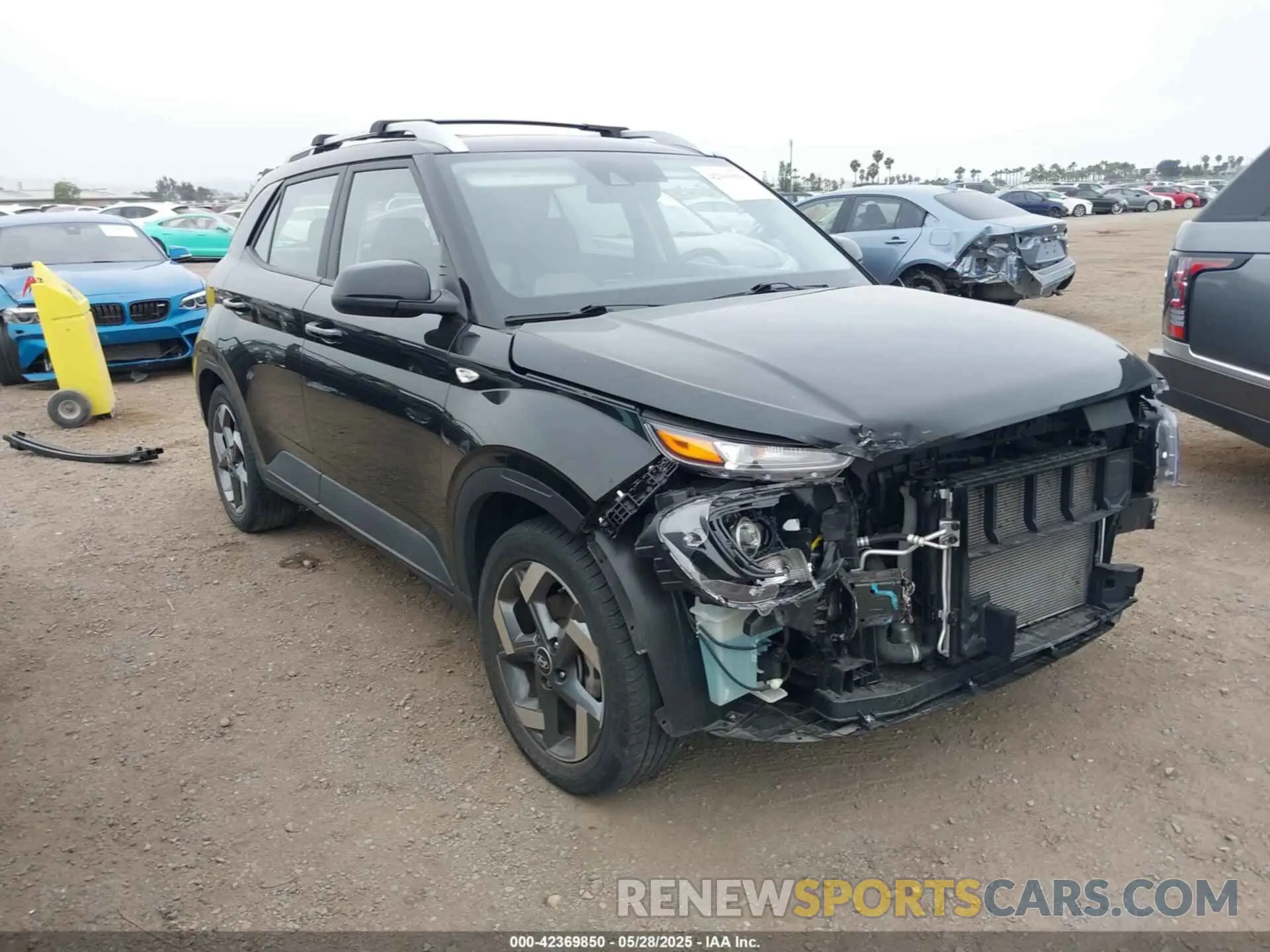 6 Photograph of a damaged car KMHRC8A33MU127440 HYUNDAI VENUE 2021