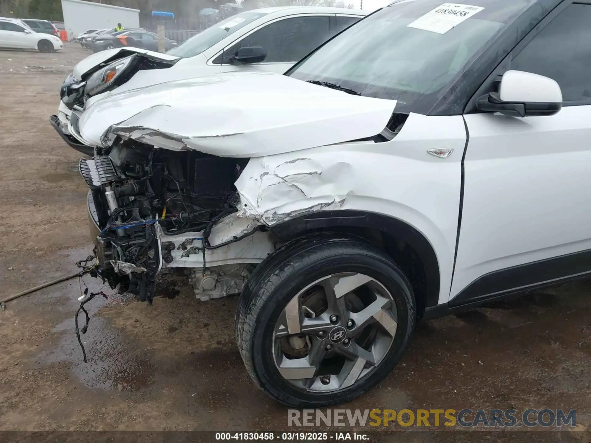 6 Photograph of a damaged car KMHRC8A33MU128510 HYUNDAI VENUE 2021