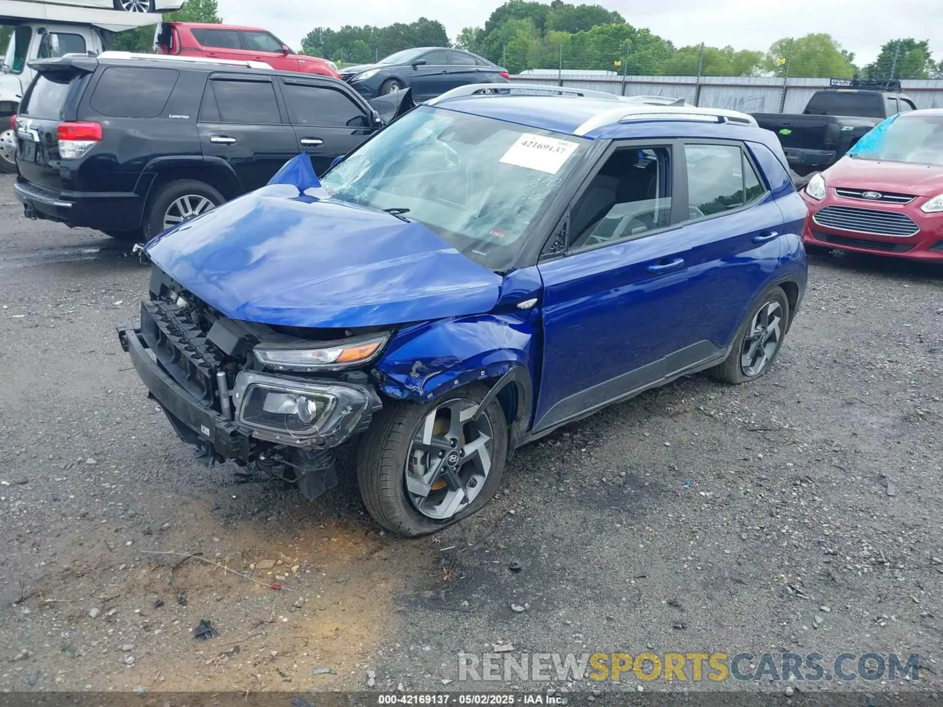 2 Photograph of a damaged car KMHRC8A34MU071346 HYUNDAI VENUE 2021