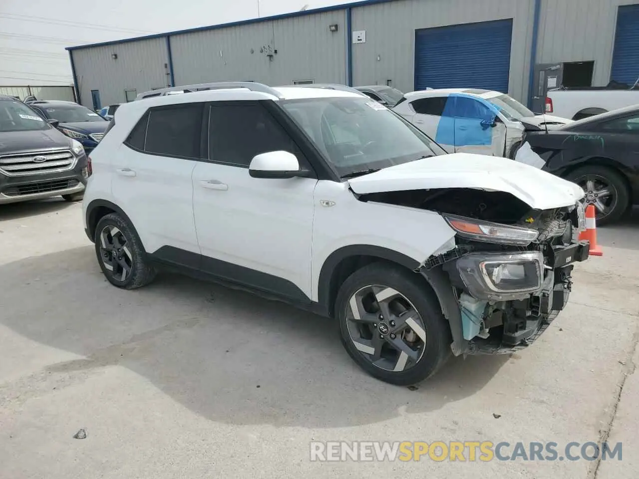 4 Photograph of a damaged car KMHRC8A34MU129651 HYUNDAI VENUE 2021