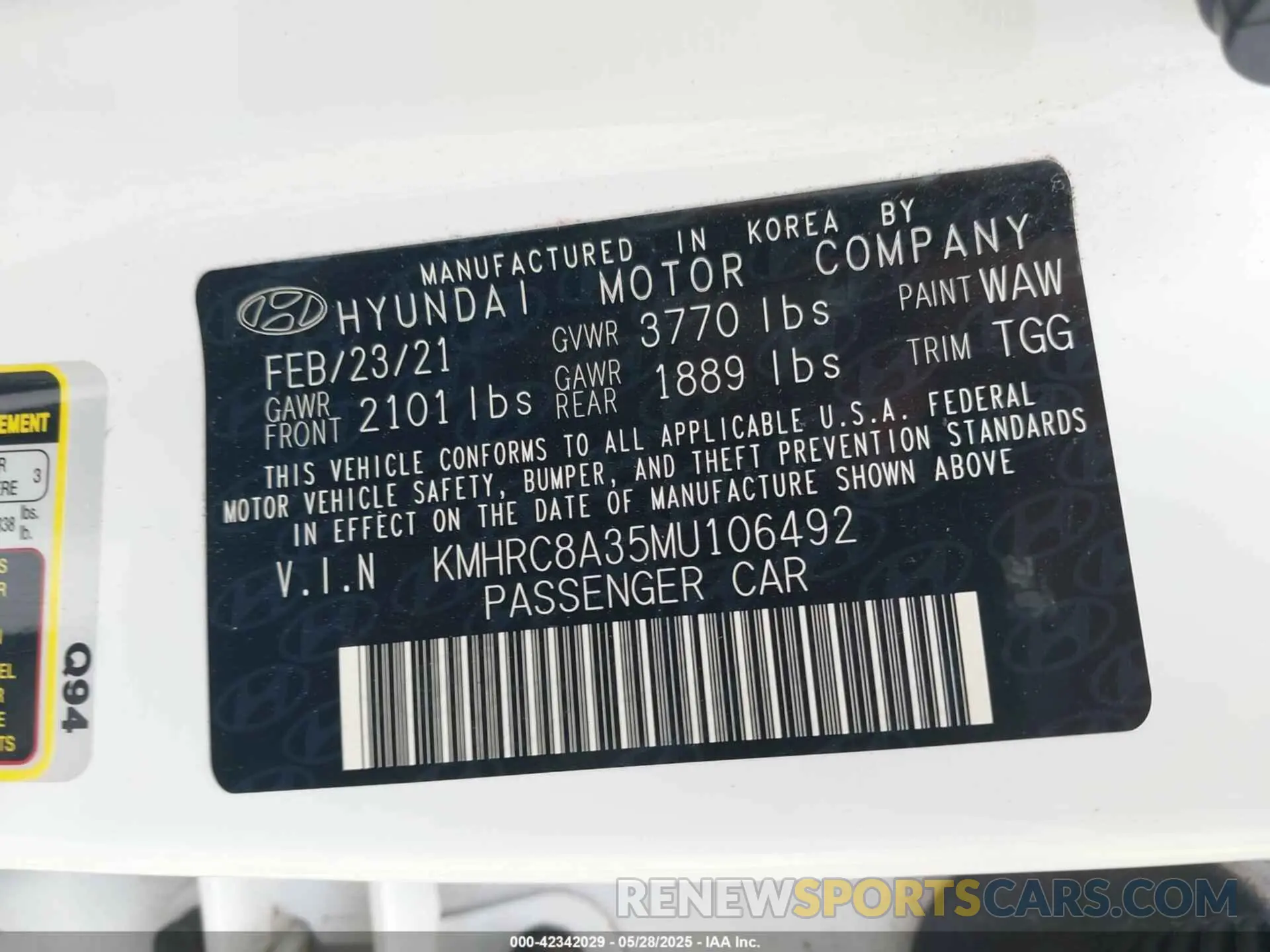 9 Photograph of a damaged car KMHRC8A35MU106492 HYUNDAI VENUE 2021