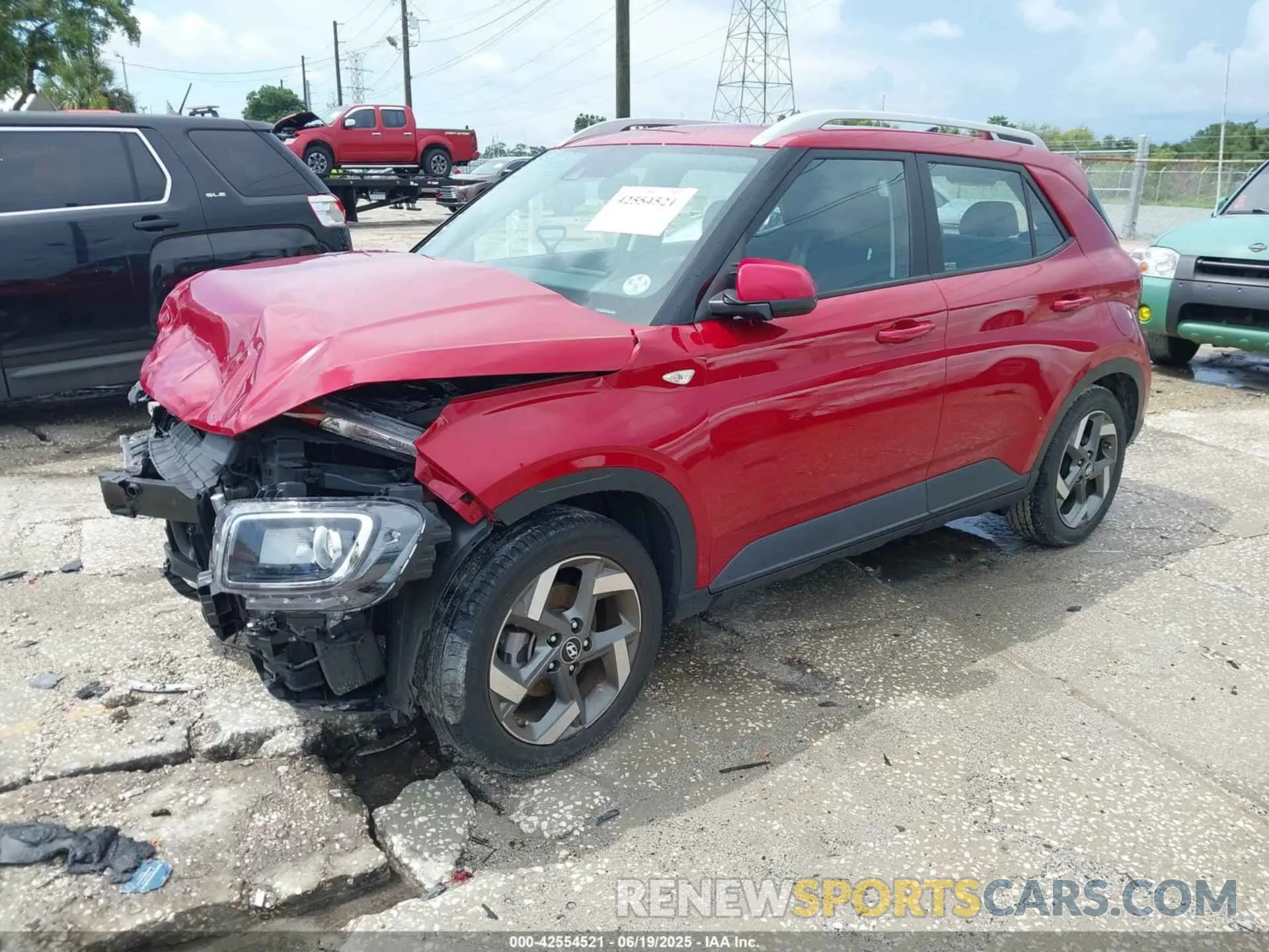 2 Photograph of a damaged car KMHRC8A38MU118927 HYUNDAI VENUE 2021