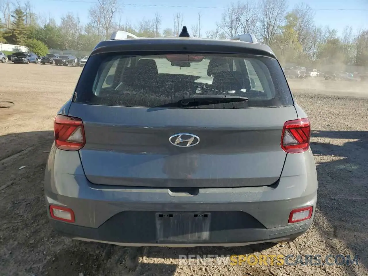 6 Photograph of a damaged car KMHRC8A38MU126817 HYUNDAI VENUE 2021