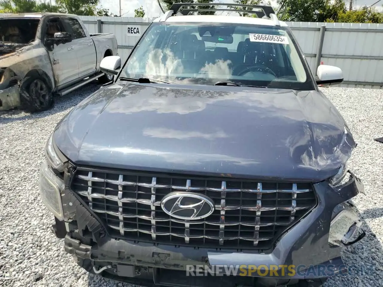 5 Photograph of a damaged car KMHRC8A39MU126390 HYUNDAI VENUE 2021