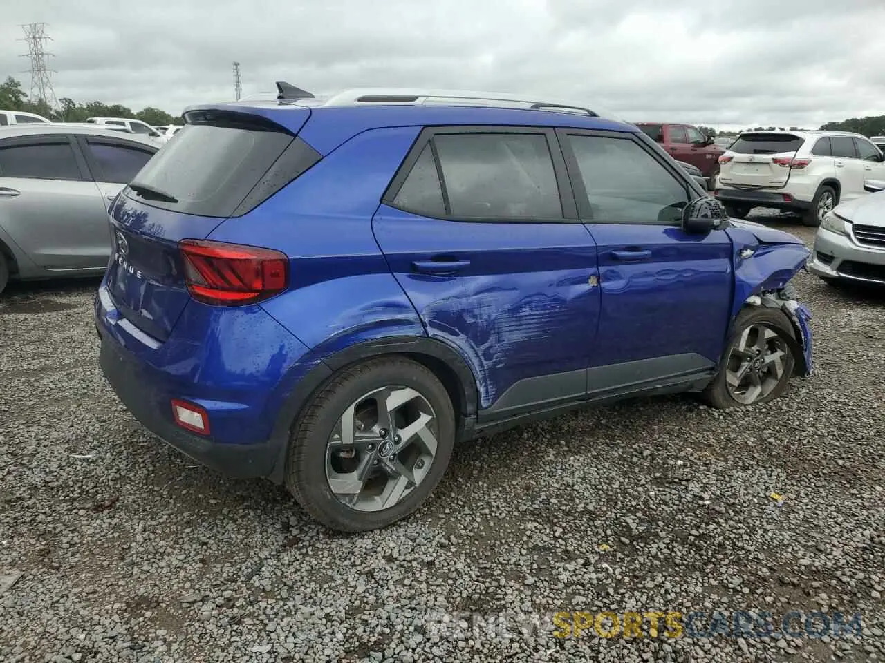 3 Photograph of a damaged car KMHRC8A39MU126552 HYUNDAI VENUE 2021
