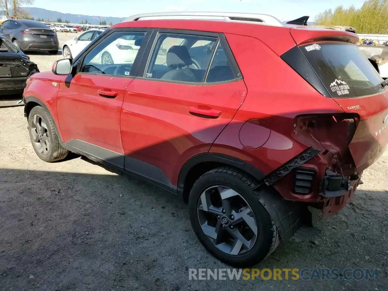 2 Photograph of a damaged car KMHRC8A39MU127054 HYUNDAI VENUE 2021