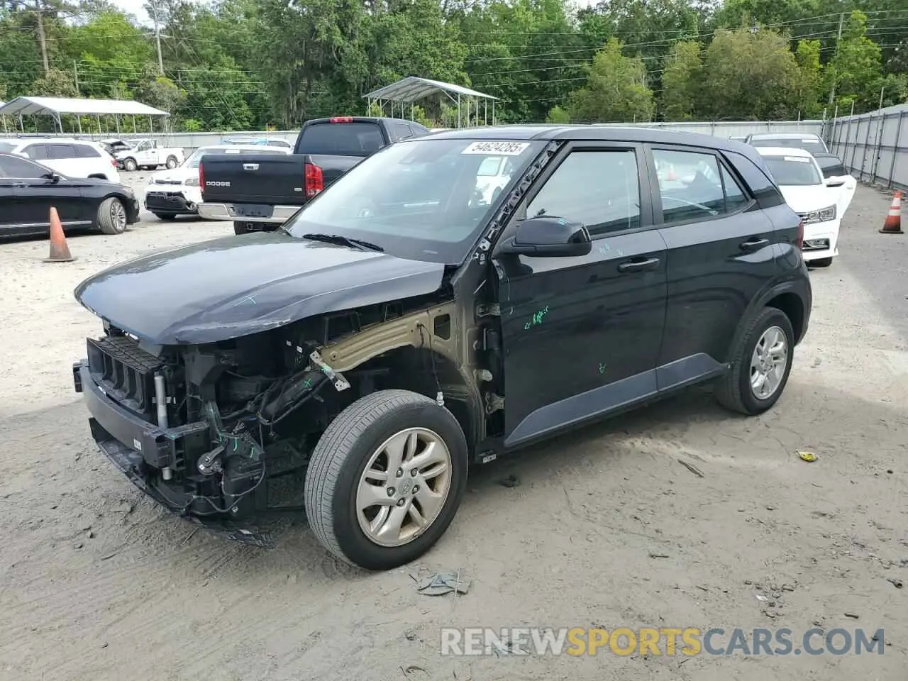 1 Photograph of a damaged car KMHRB8A32NU154357 HYUNDAI VENUE 2022