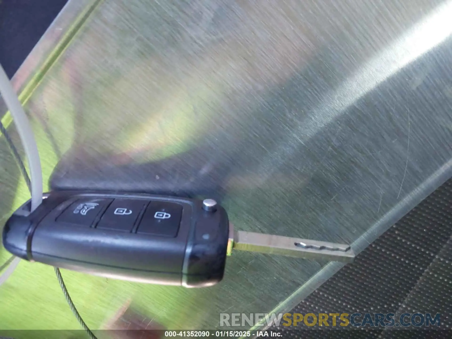 11 Photograph of a damaged car KMHRB8A32NU186225 HYUNDAI VENUE 2022