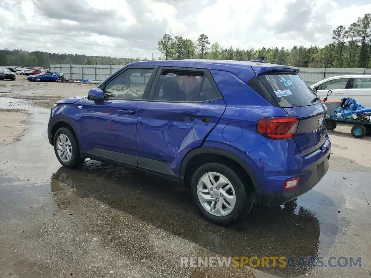 2 Photograph of a damaged car KMHRB8A33NU149247 HYUNDAI VENUE 2022