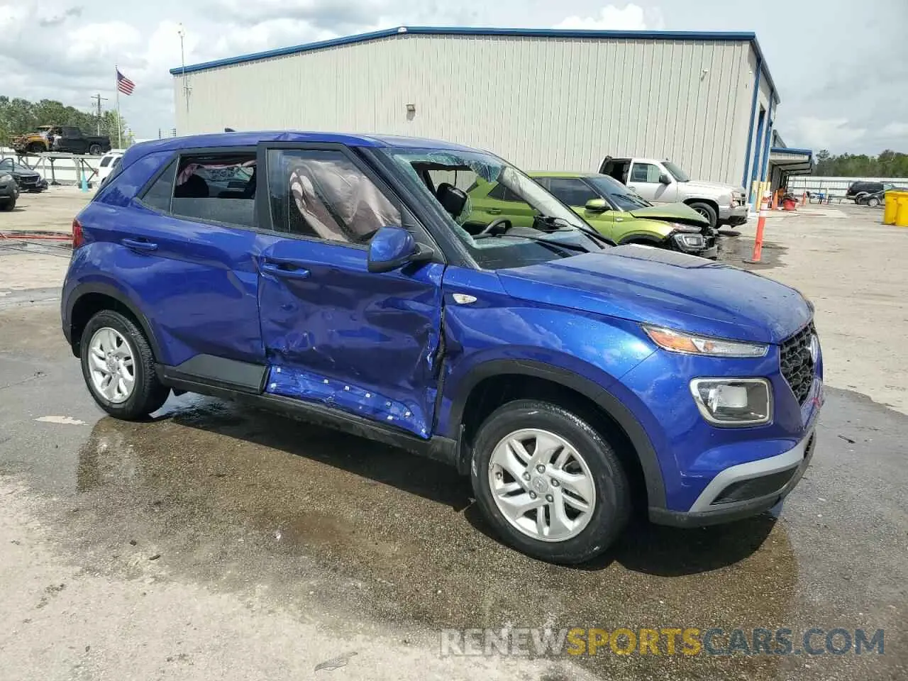4 Photograph of a damaged car KMHRB8A33NU149247 HYUNDAI VENUE 2022
