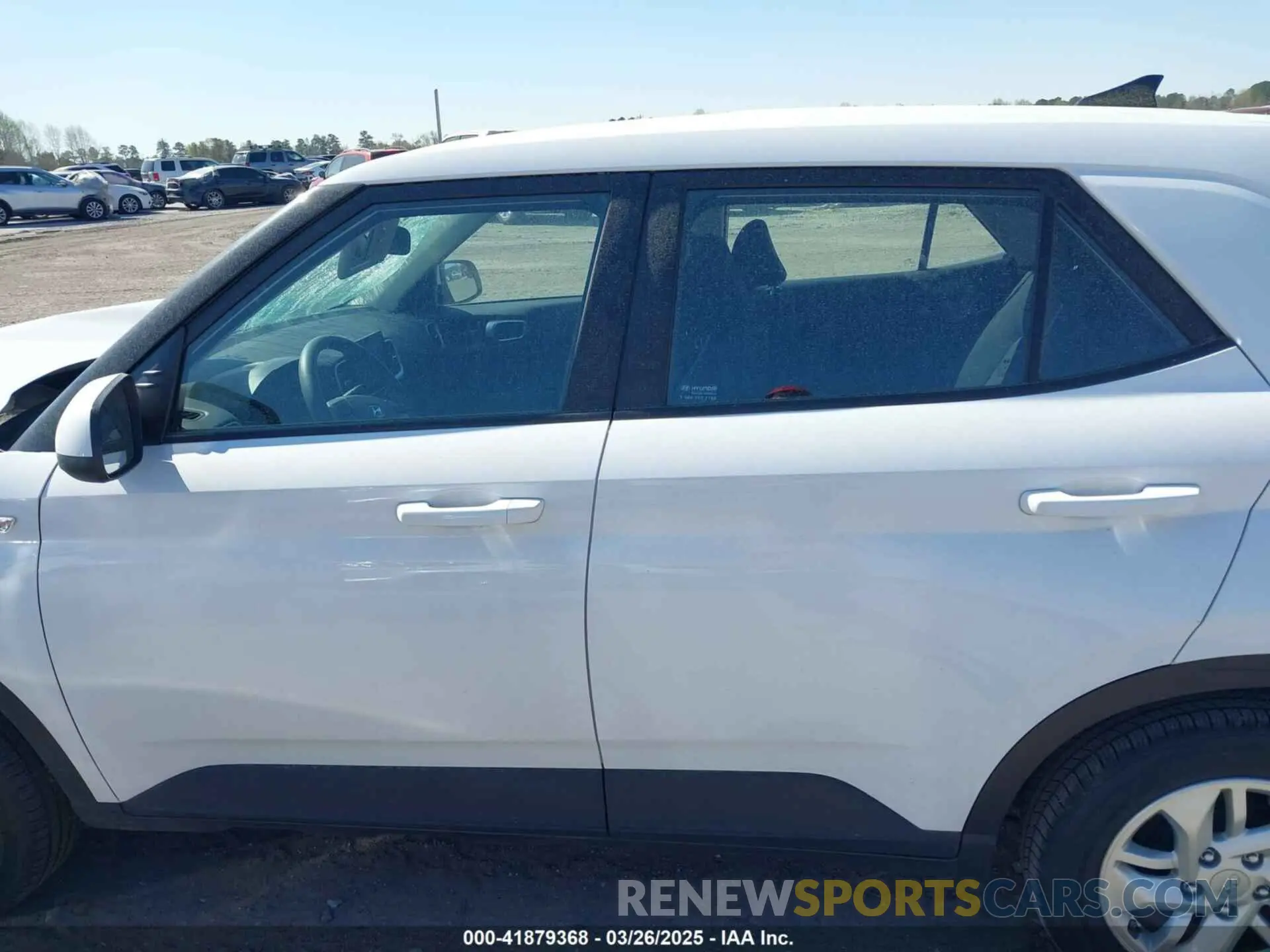 14 Photograph of a damaged car KMHRB8A34NU177784 HYUNDAI VENUE 2022