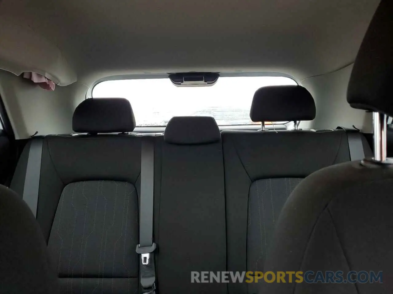 10 Photograph of a damaged car KMHRB8A36NU133236 HYUNDAI VENUE 2022