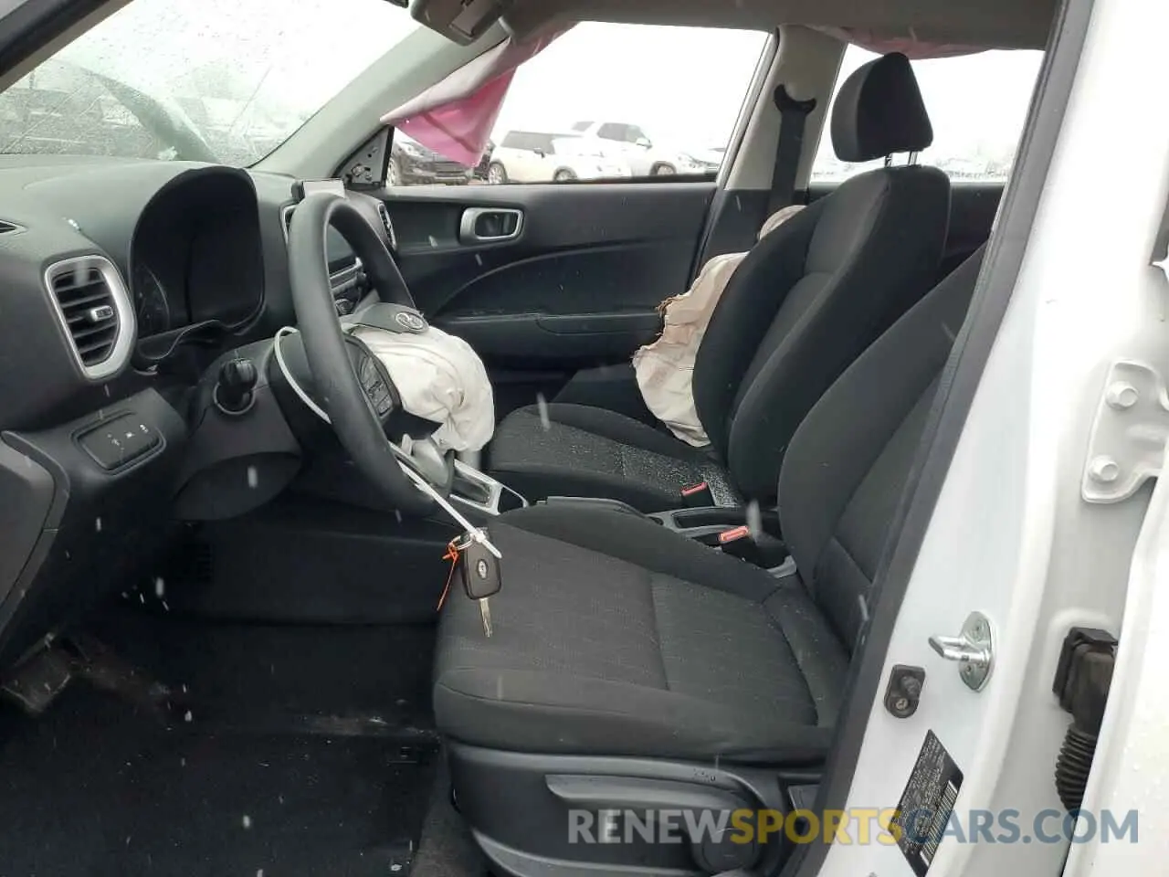 7 Photograph of a damaged car KMHRB8A36NU133236 HYUNDAI VENUE 2022