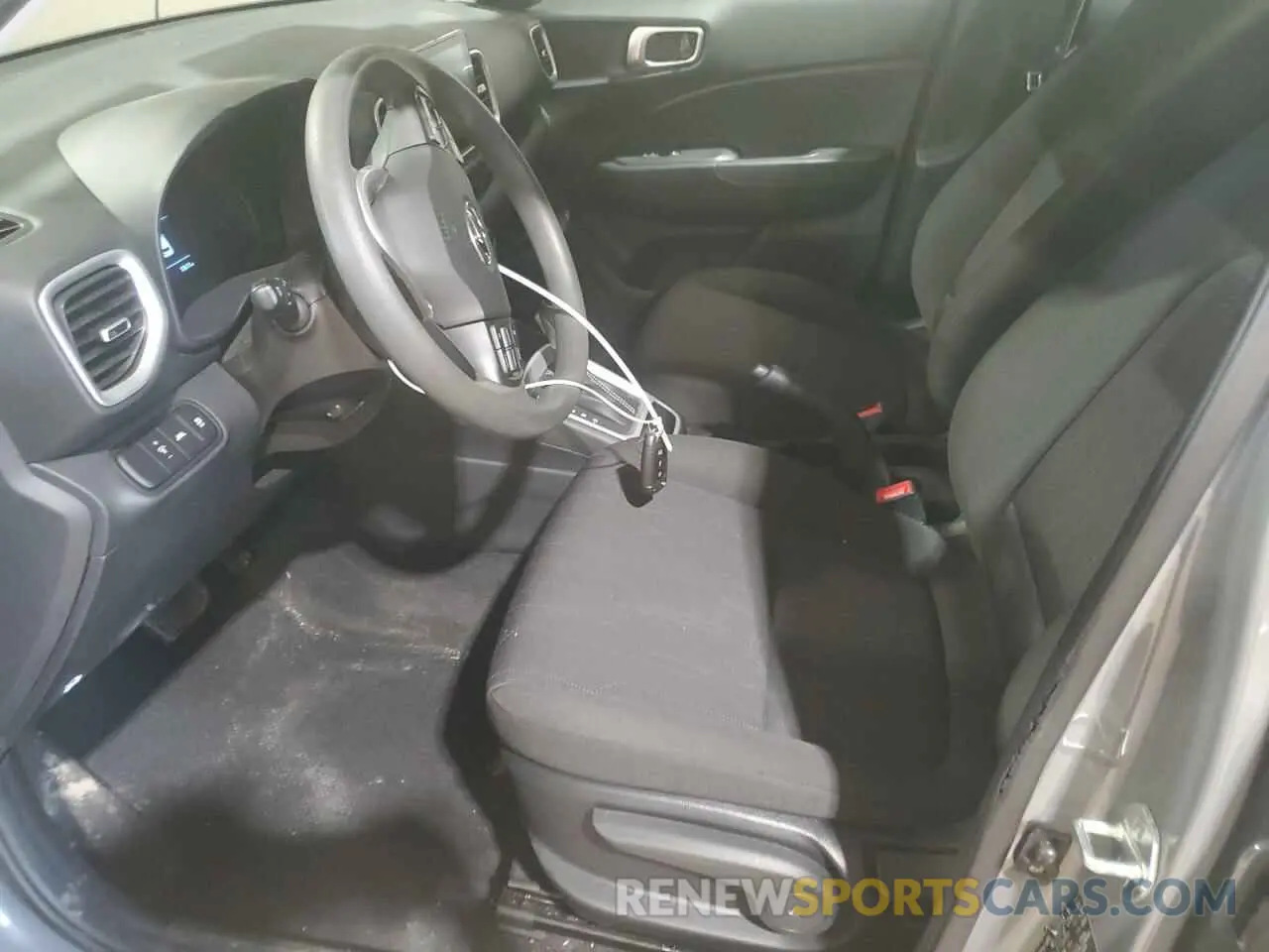 7 Photograph of a damaged car KMHRB8A36NU141921 HYUNDAI VENUE 2022