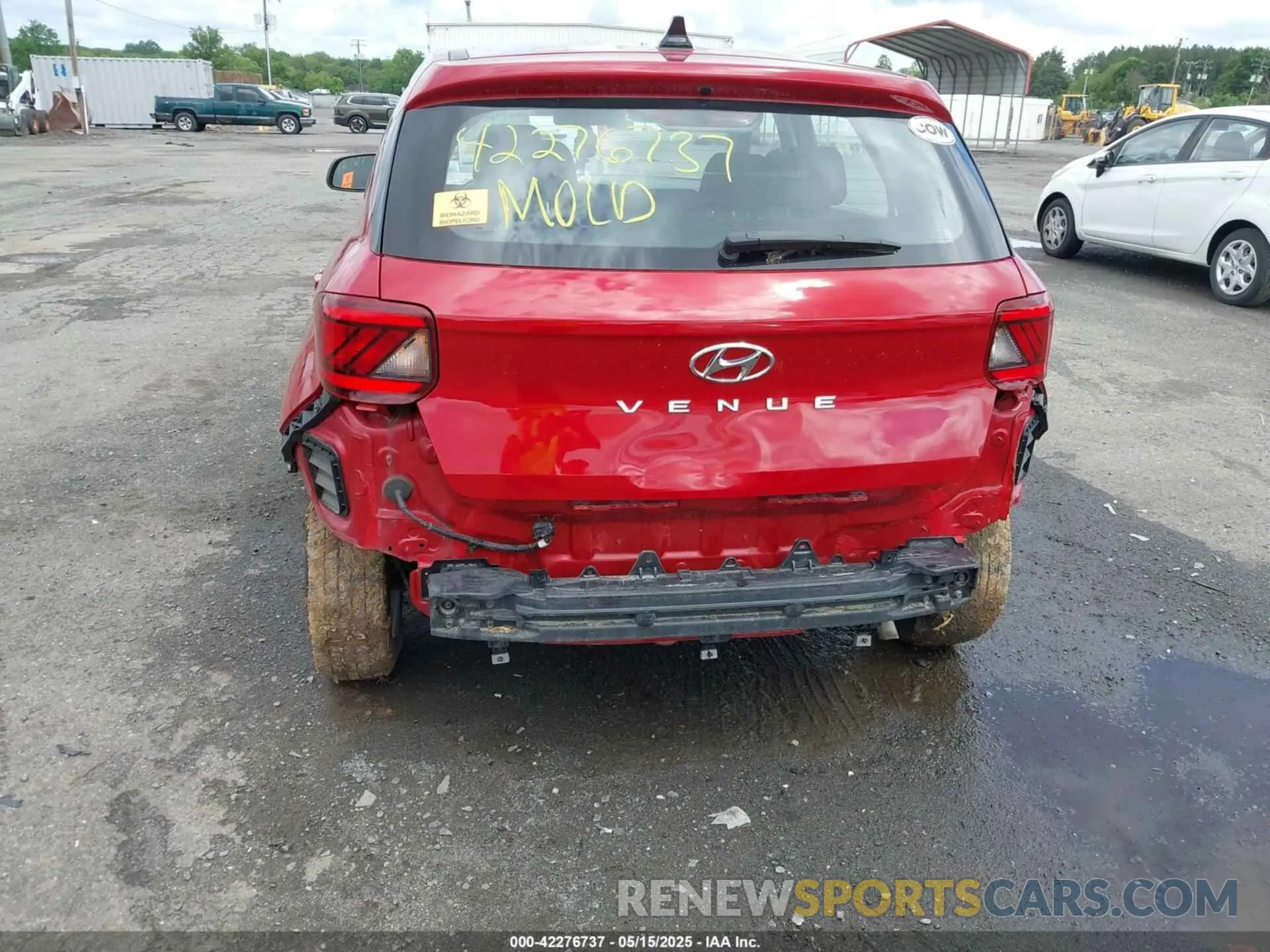 6 Photograph of a damaged car KMHRB8A36NU147685 HYUNDAI VENUE 2022