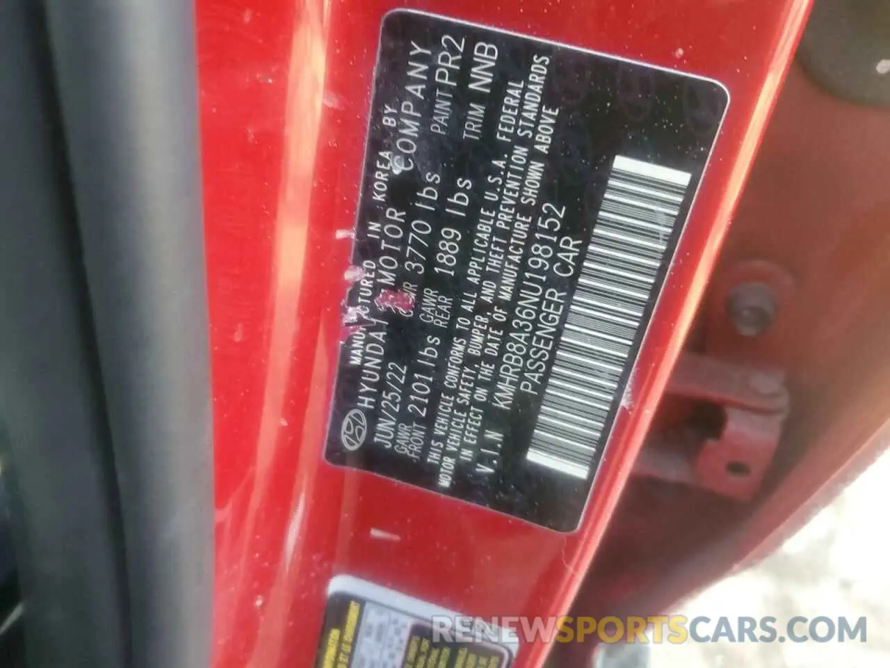 13 Photograph of a damaged car KMHRB8A36NU198152 HYUNDAI VENUE 2022