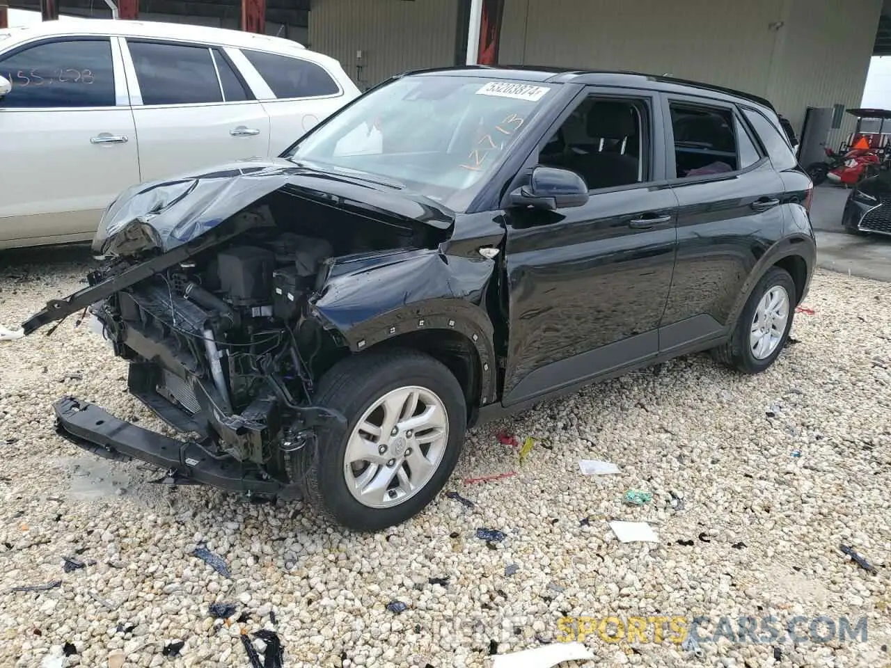 1 Photograph of a damaged car KMHRB8A37NU154144 HYUNDAI VENUE 2022