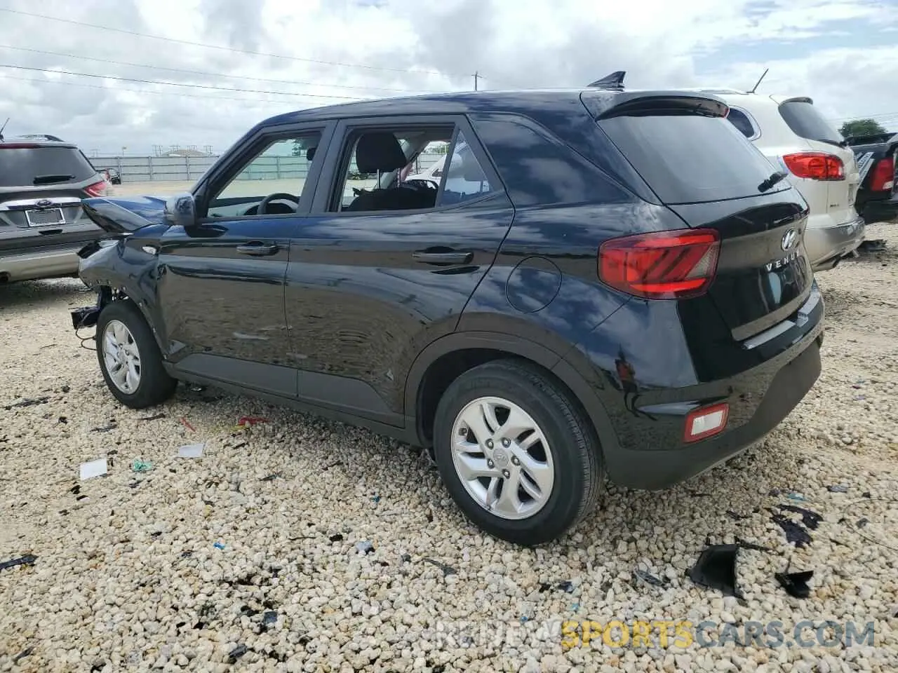 2 Photograph of a damaged car KMHRB8A37NU154144 HYUNDAI VENUE 2022