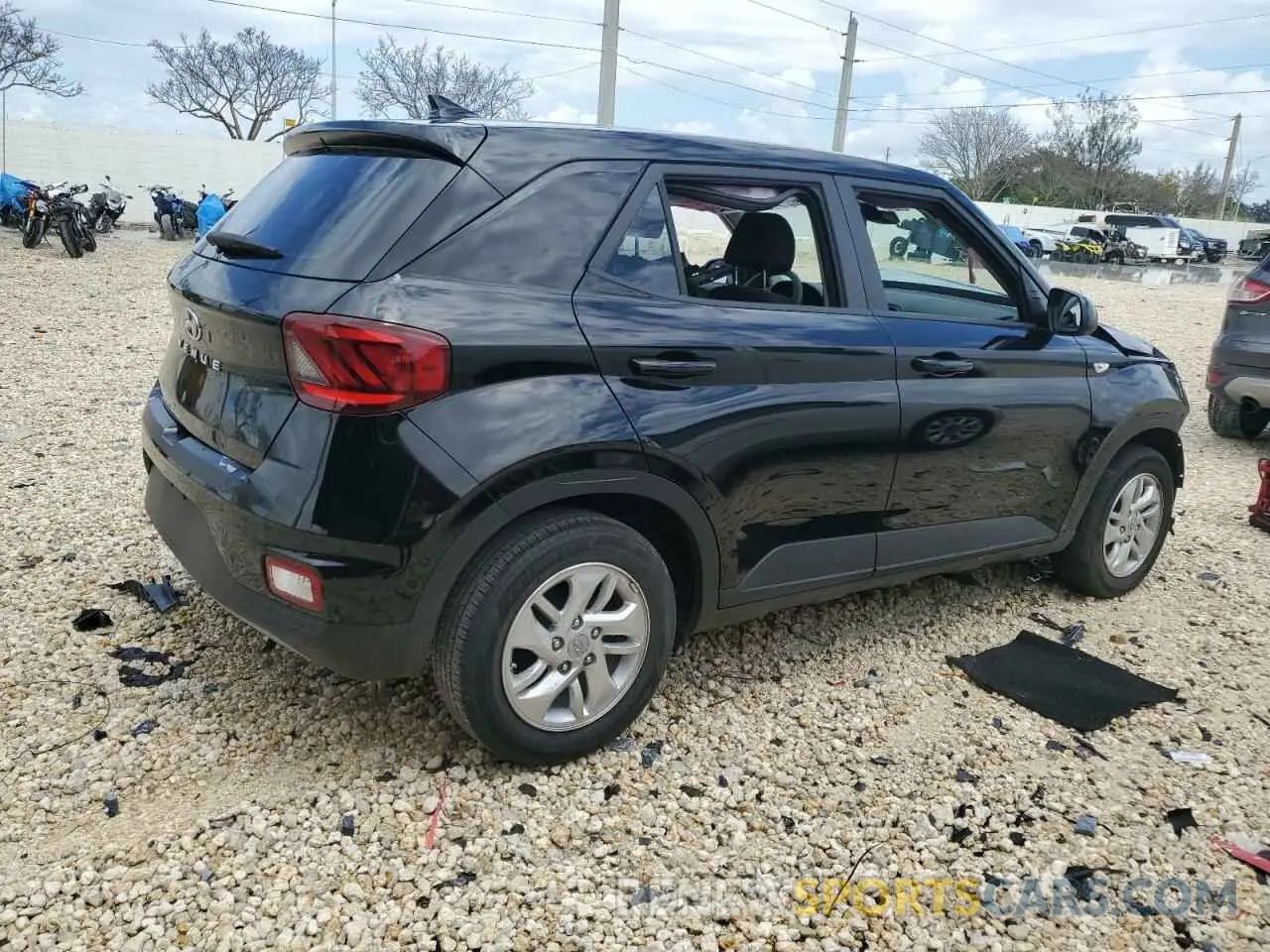 3 Photograph of a damaged car KMHRB8A37NU154144 HYUNDAI VENUE 2022